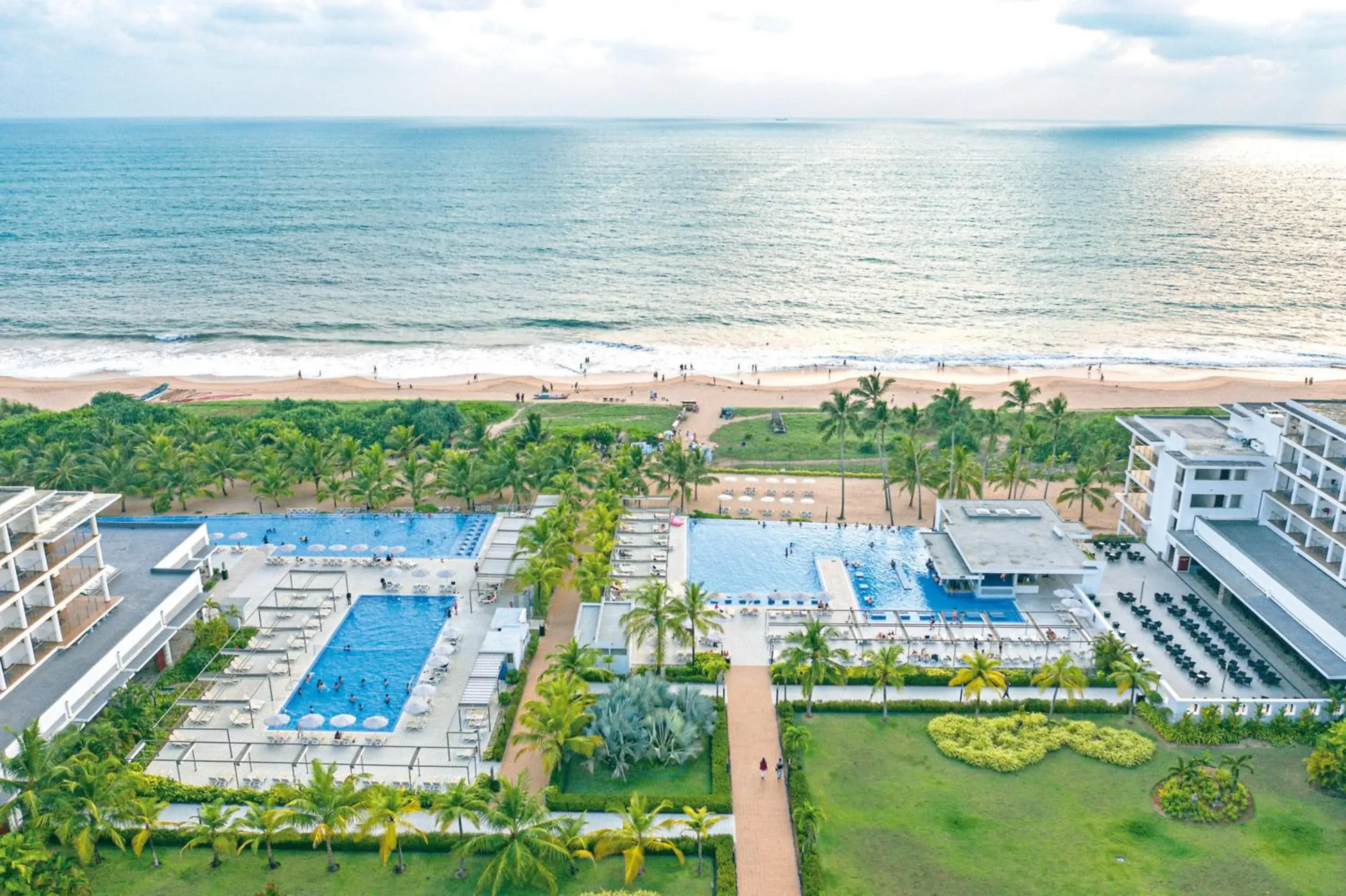 Property building in Riu Sri Lanka All Inclusive Property building in Riu Sri Lanka All Inclusive