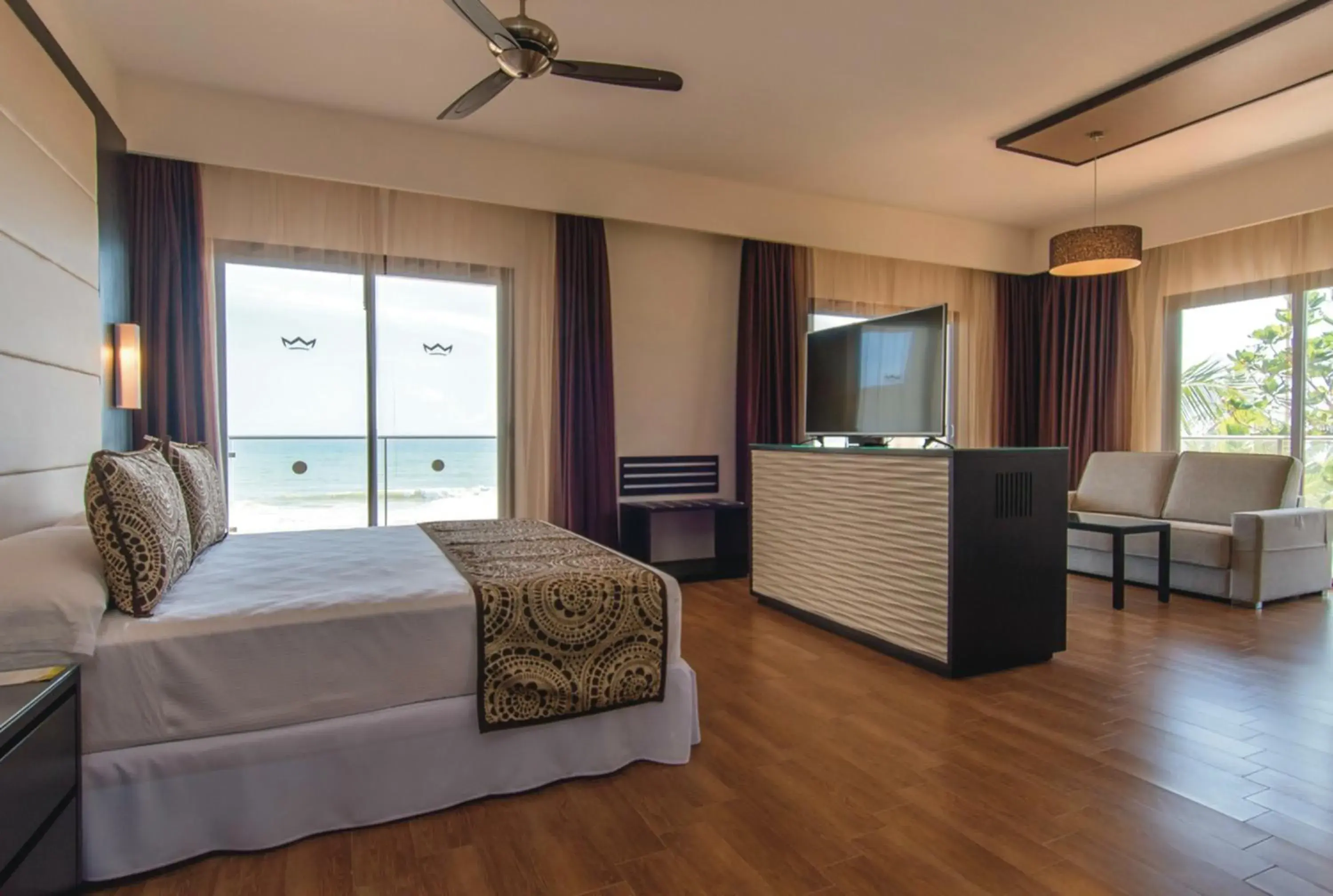 Bed in Riu Sri Lanka All Inclusive Bed in Riu Sri Lanka All Inclusive