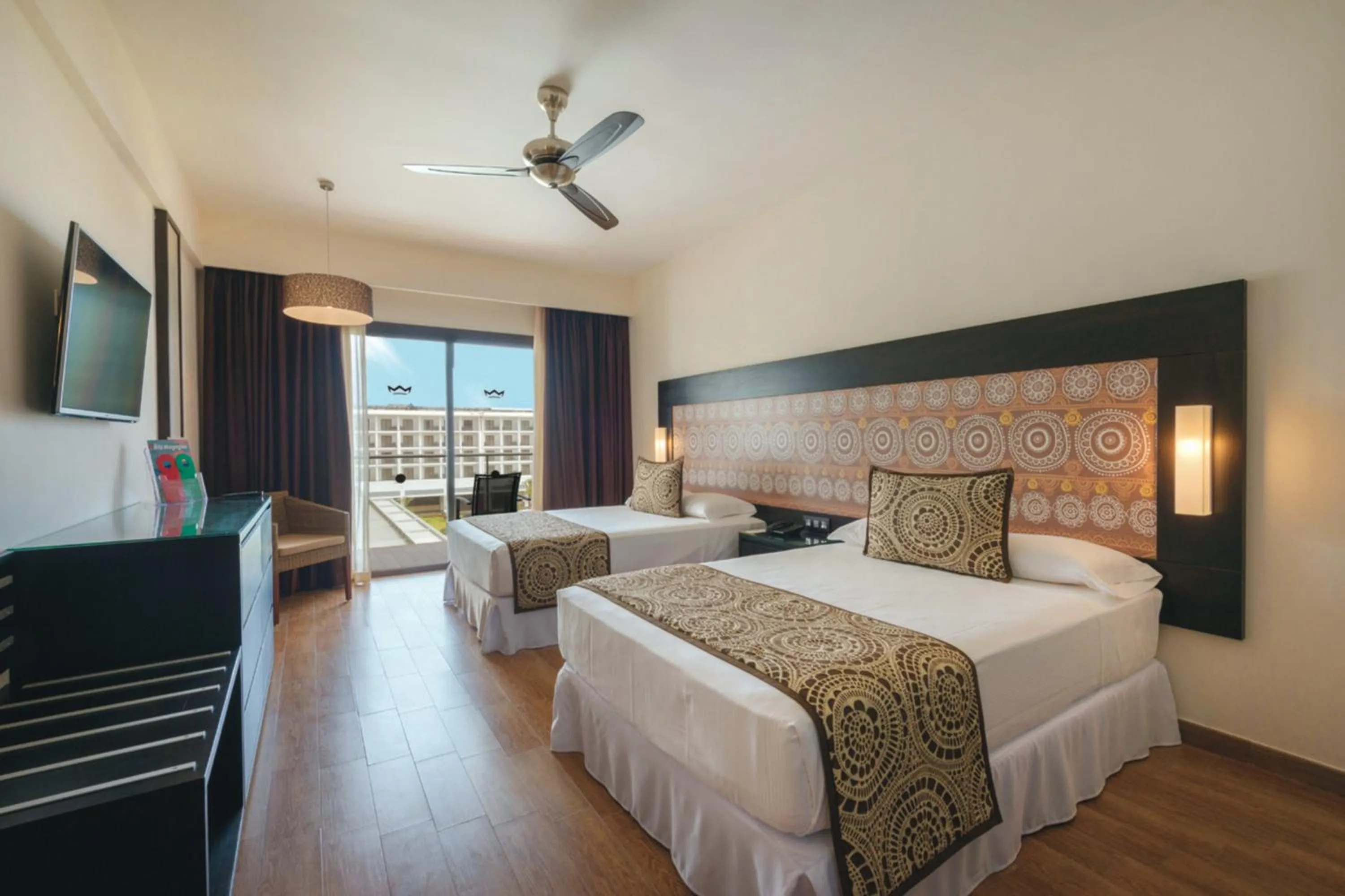 Bed in Riu Sri Lanka All Inclusive