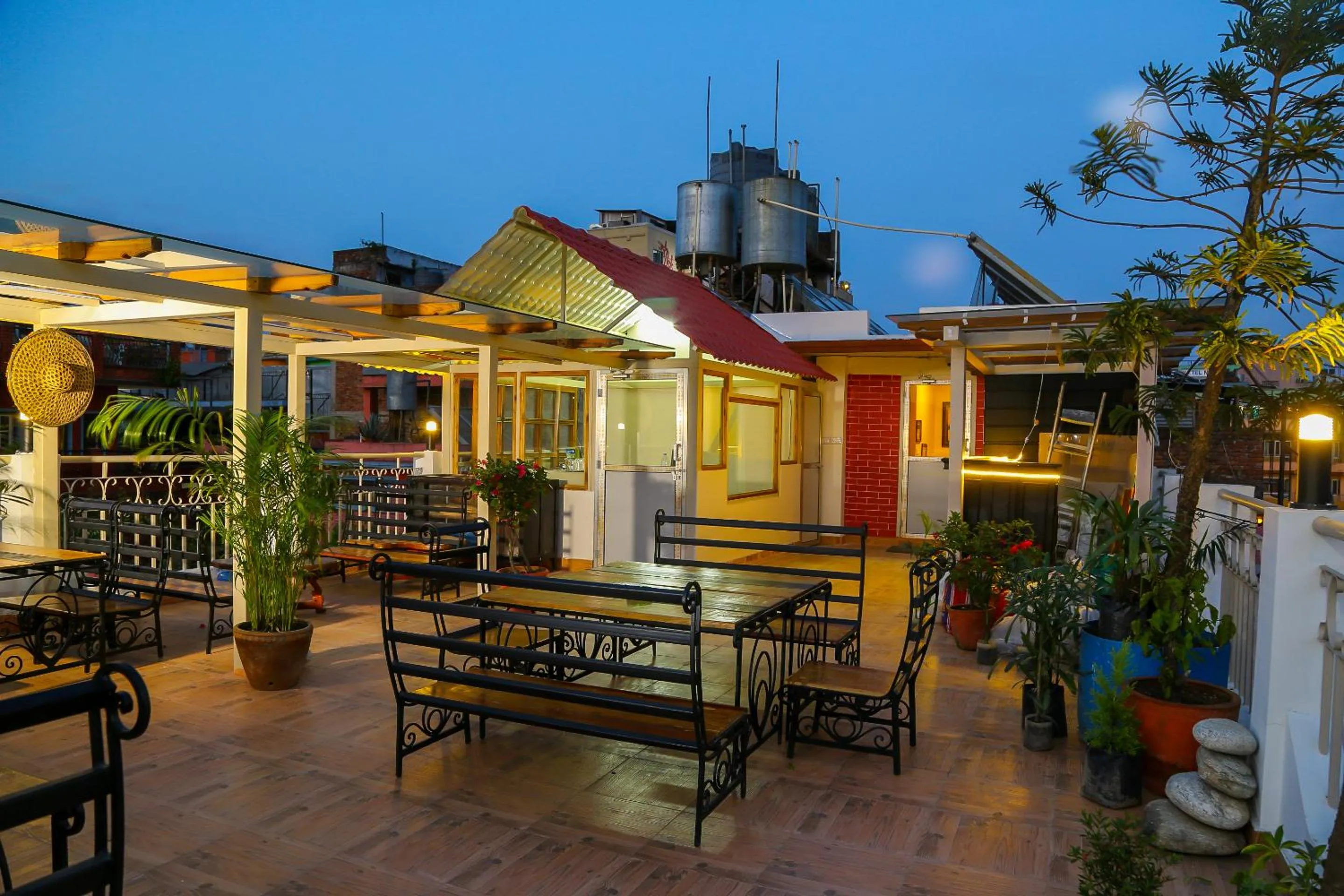 Balcony/Terrace in Hotel Himalayan Oasis
