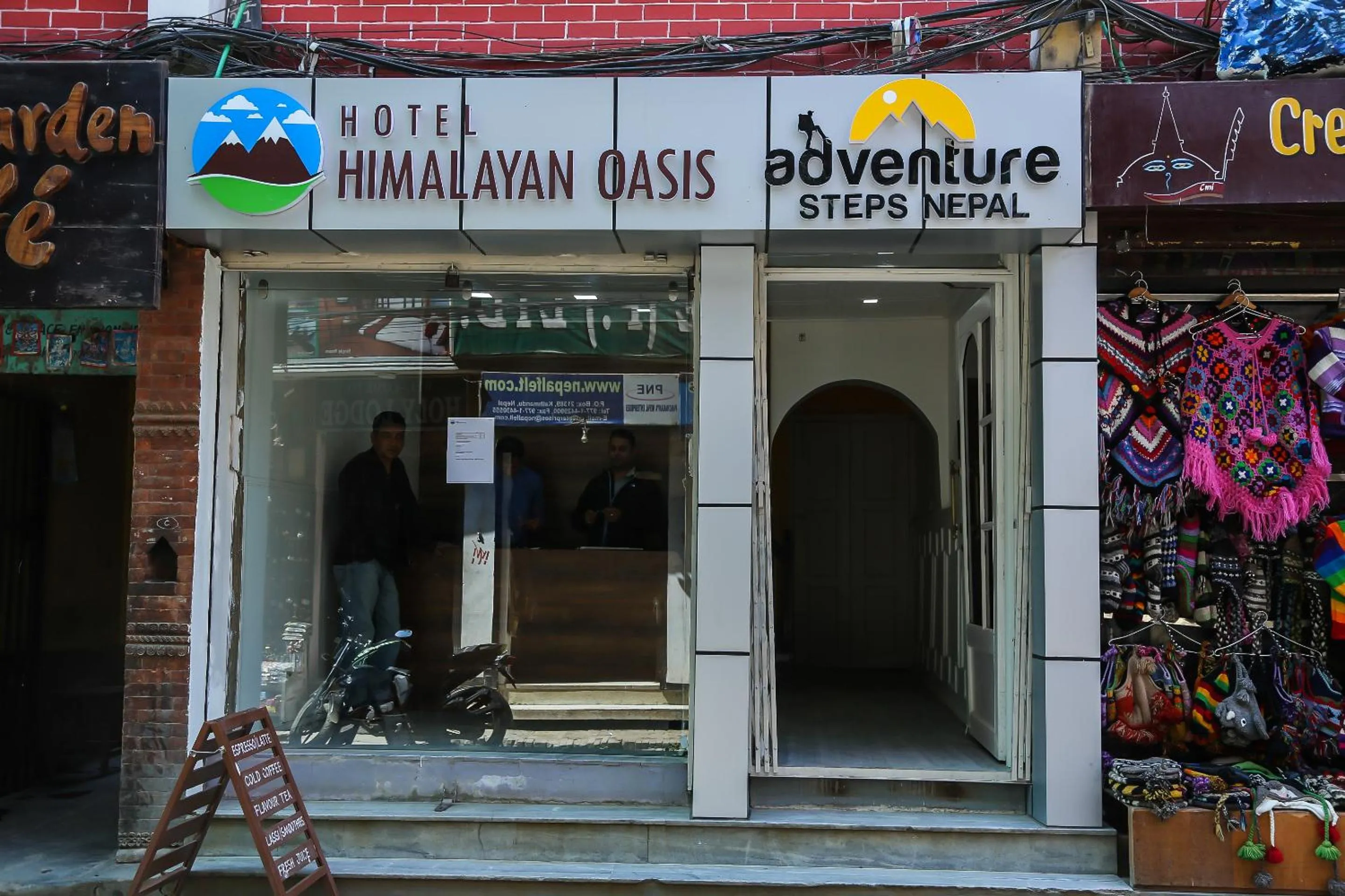 Property building in Hotel Himalayan Oasis