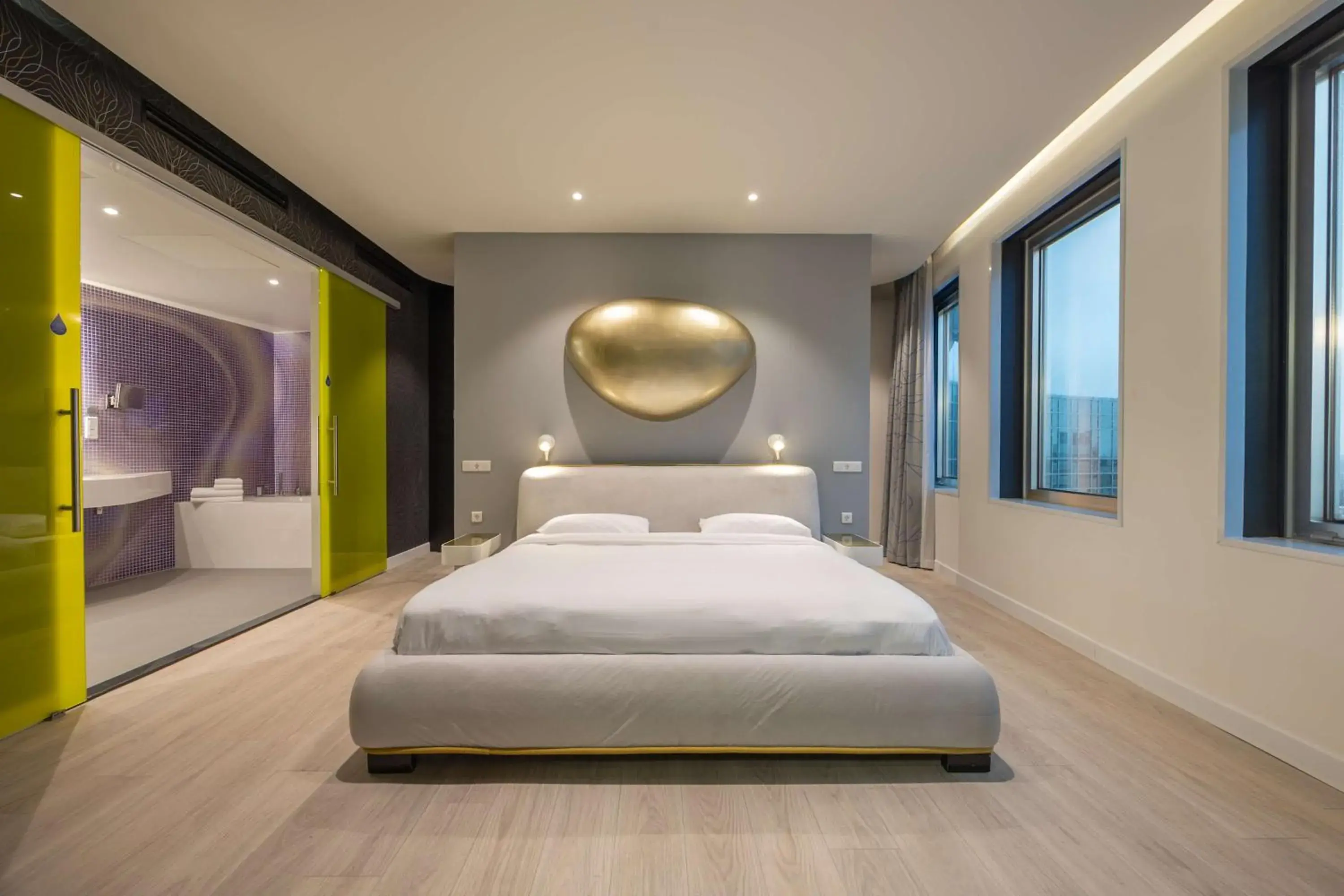 Karim Rashid Suite in Park Inn by Radisson Amsterdam City West Karim Rashid Suite in Park Inn by Radisson Amsterdam City West