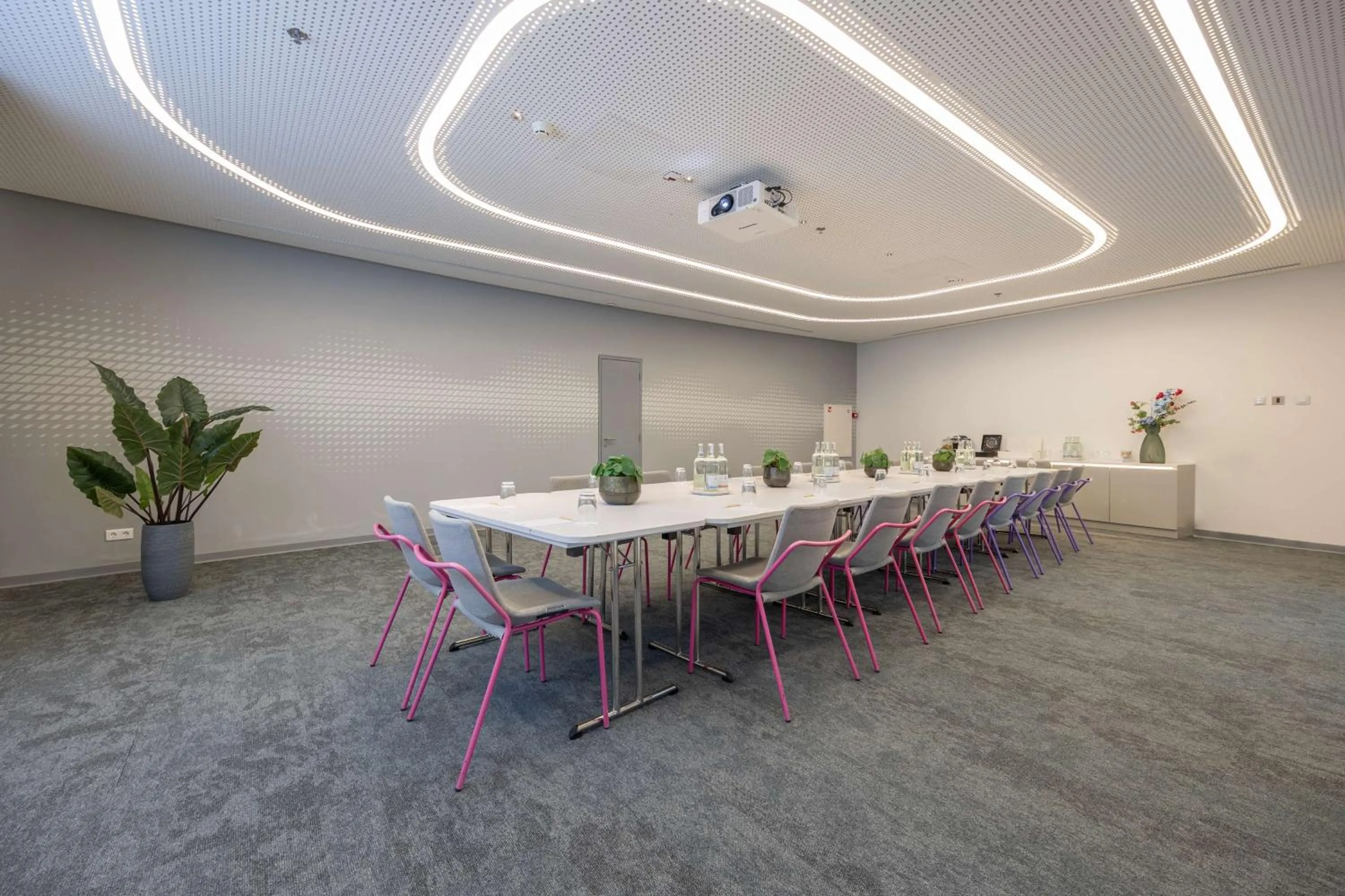 Meeting/conference room in Park Inn by Radisson Amsterdam City West