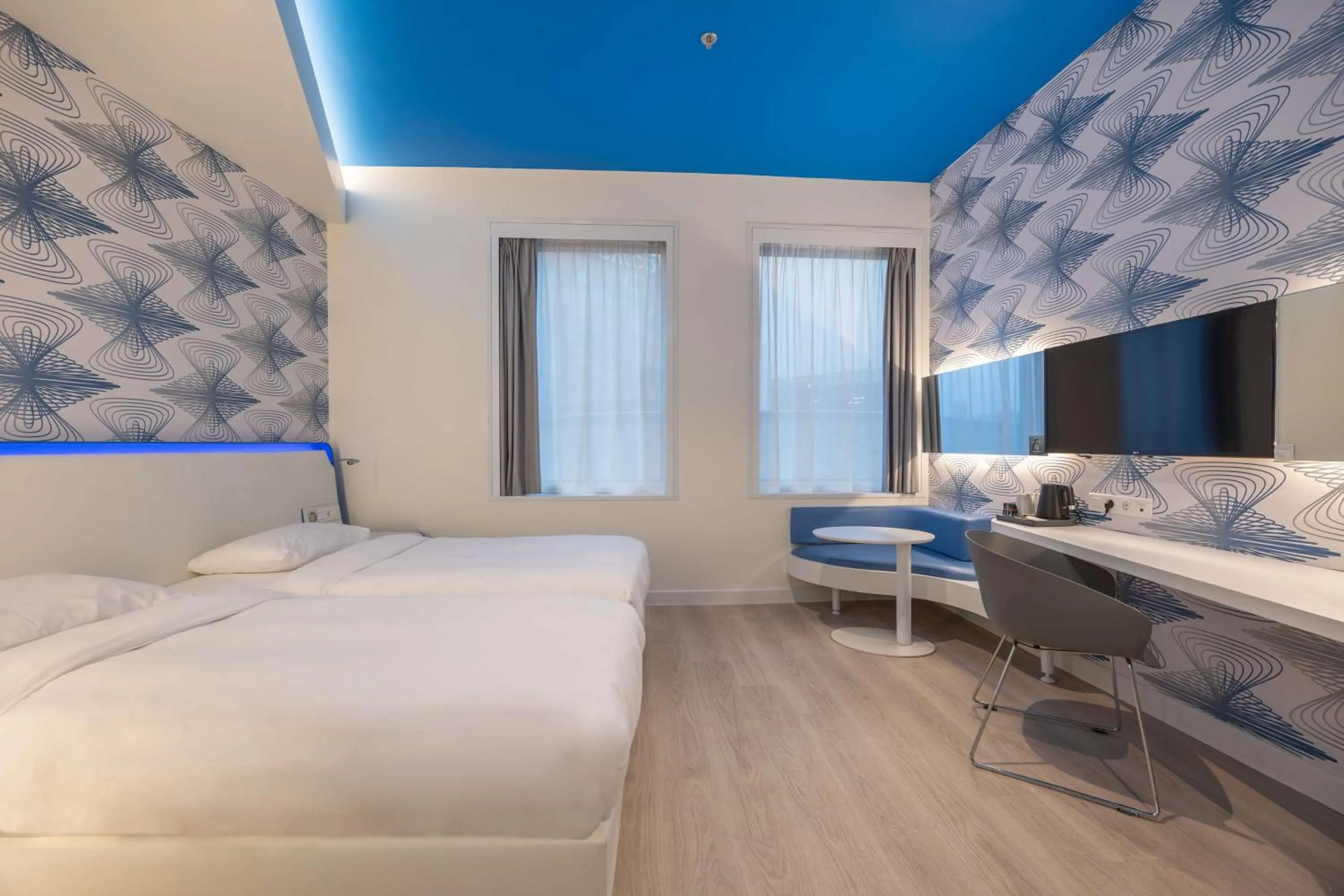 Bedroom, Bed in Park Inn by Radisson Amsterdam City West