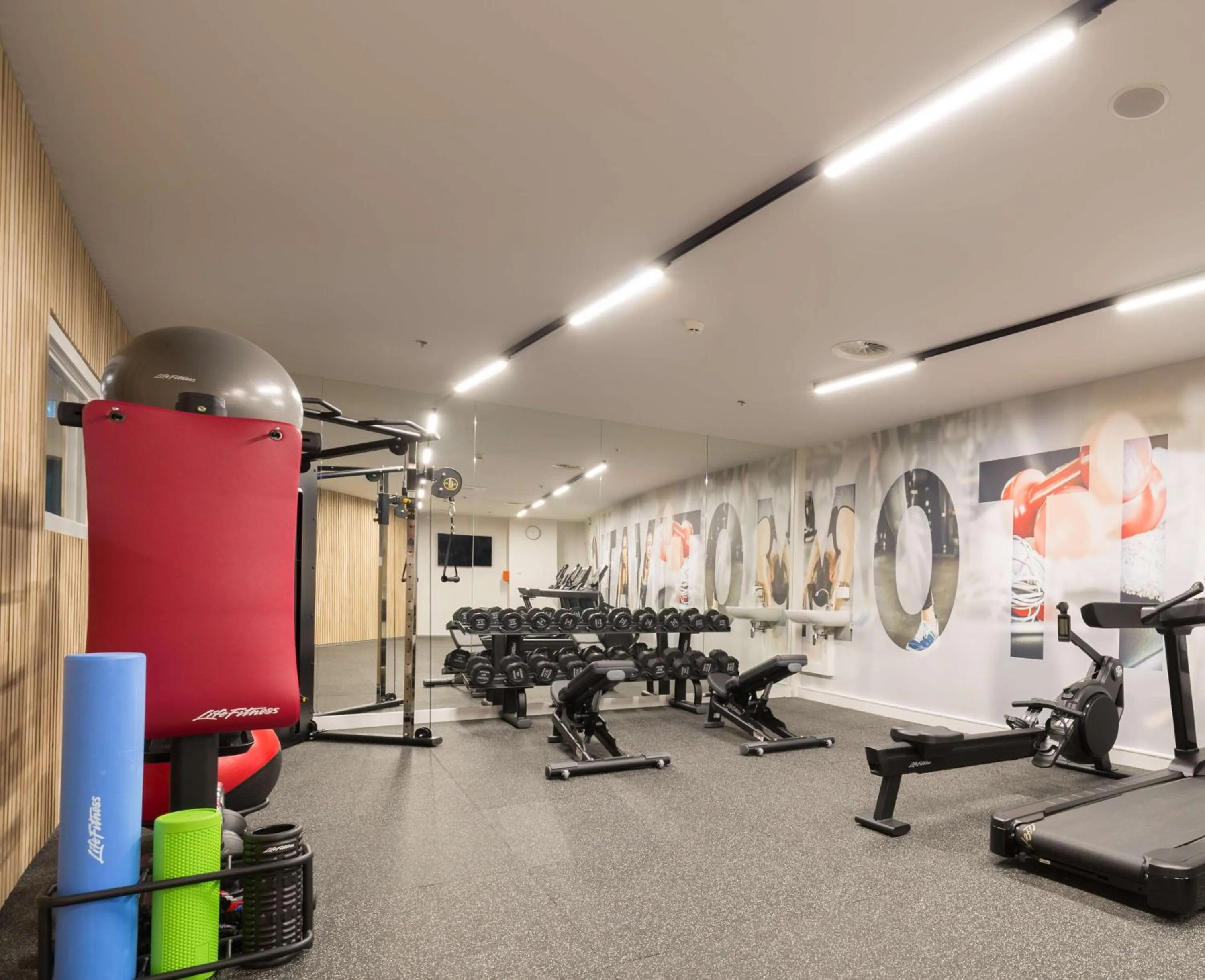 Fitness centre/facilities in Park Inn by Radisson Amsterdam City West