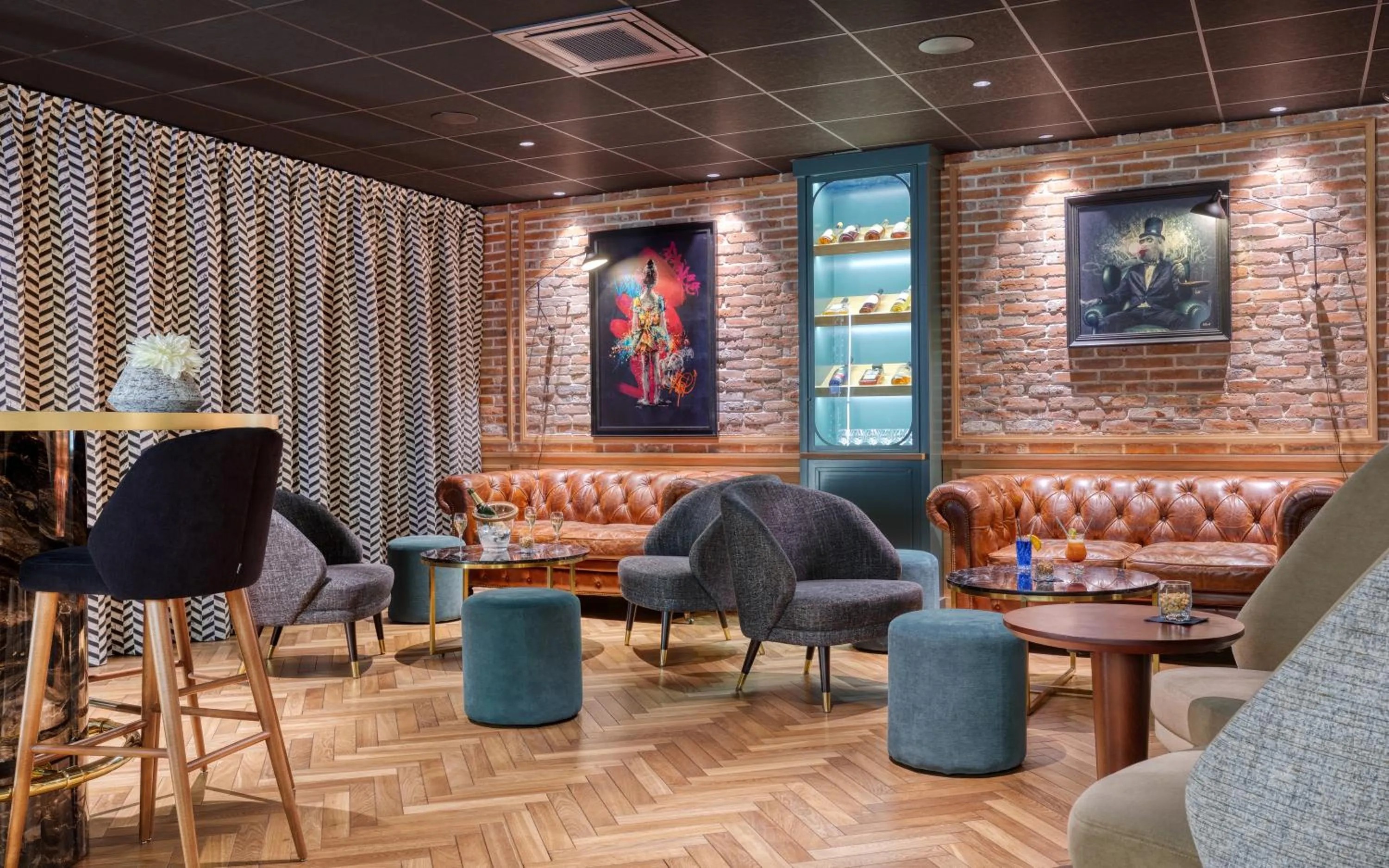 Restaurant/places to eat in Brit Hotel Les Voyageurs