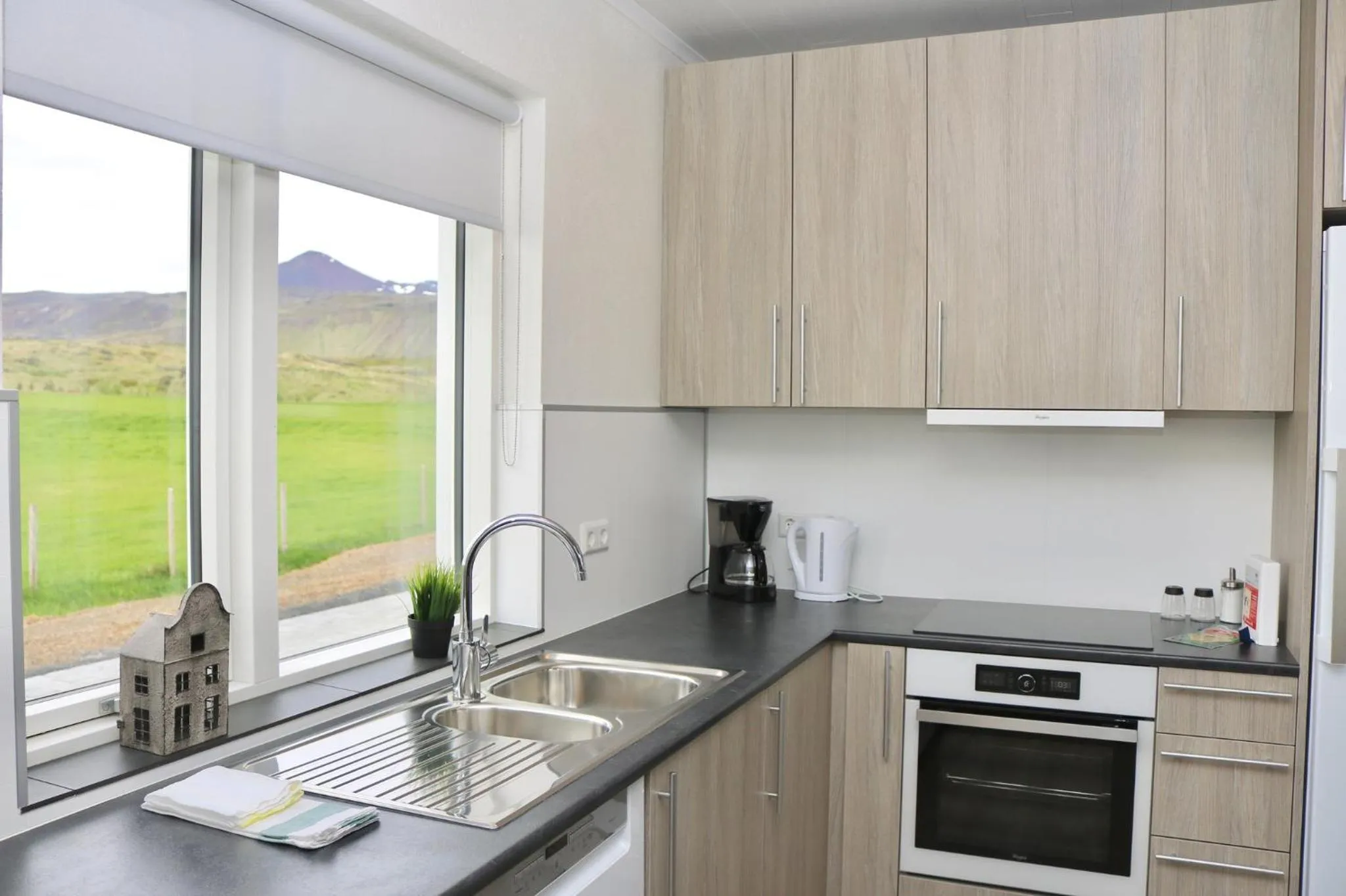 Kitchen or kitchenette in Miðhraun - Lava resort & Restaurant