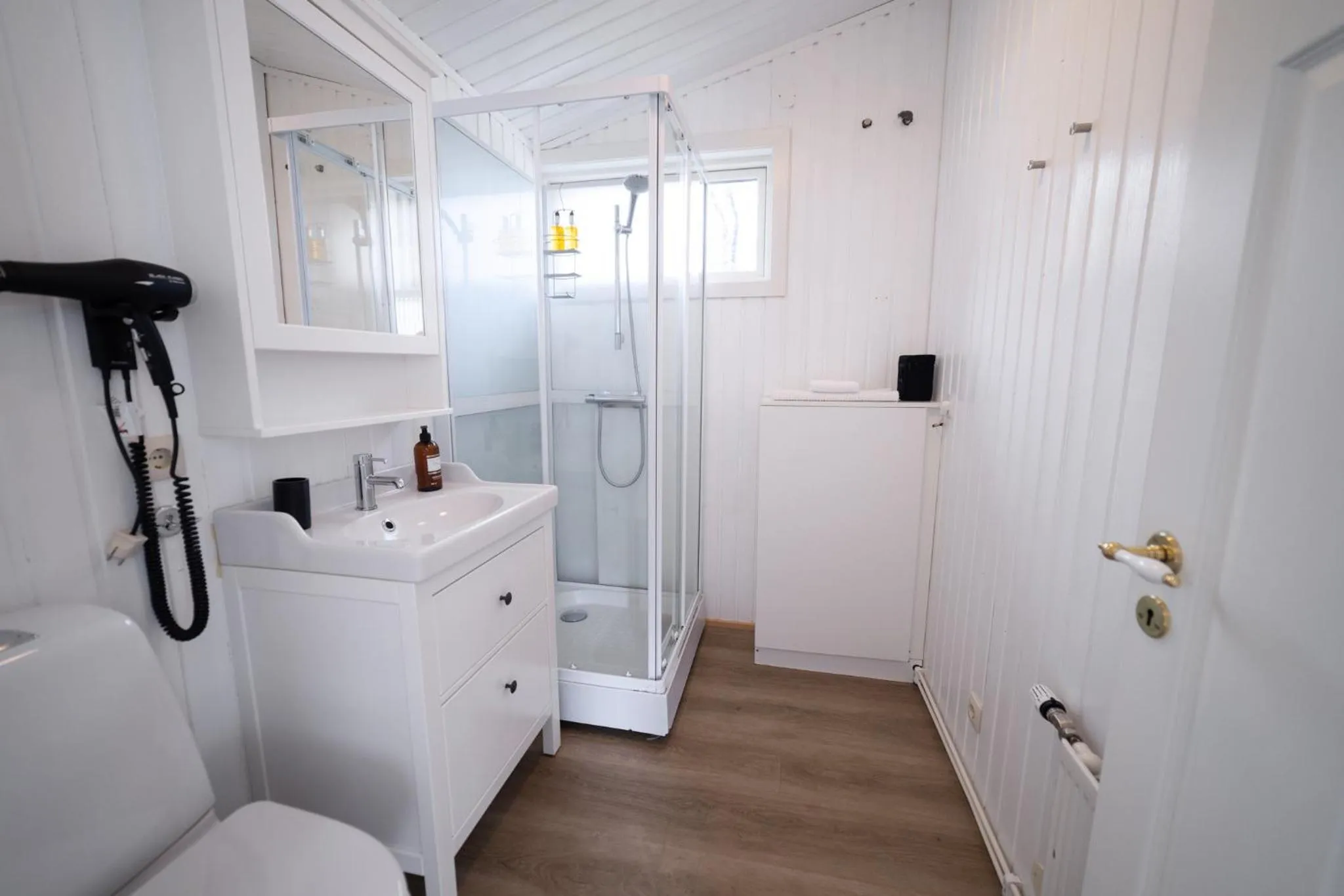 Shower in Miðhraun - Lava resort & Restaurant