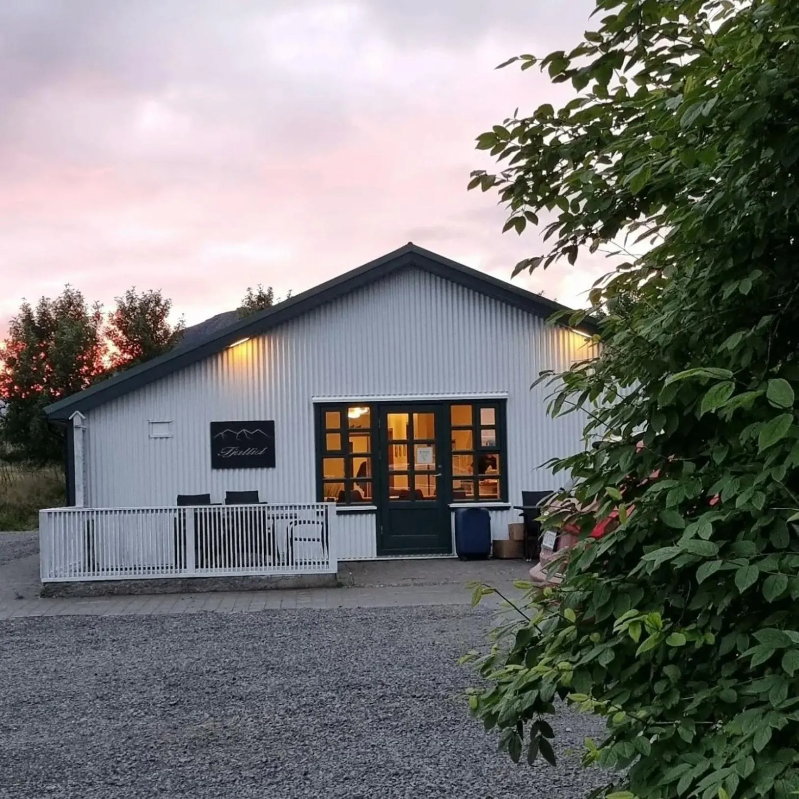 Beach in Miðhraun - Lava resort & Restaurant