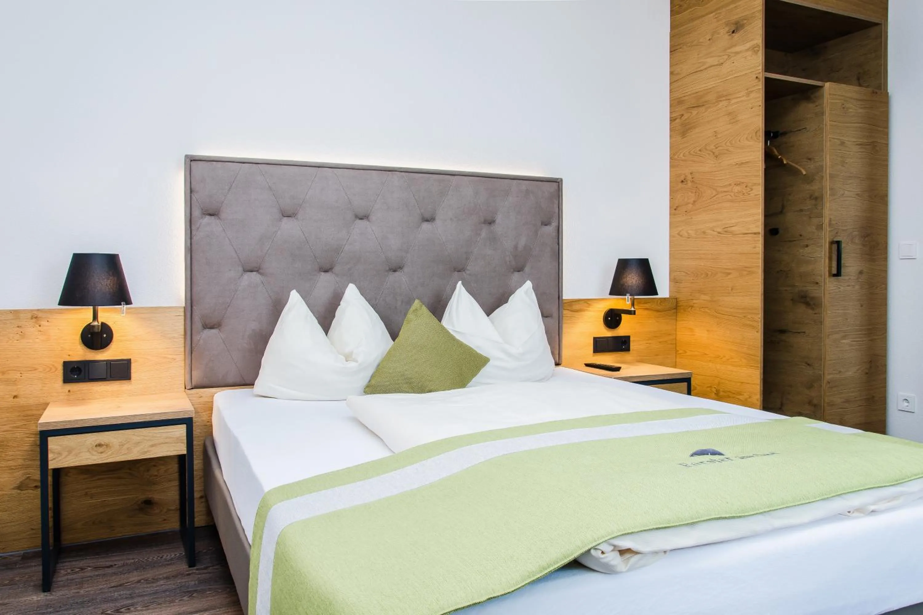 Bed in Gasthaus Forster am See - Eching bei Landshut