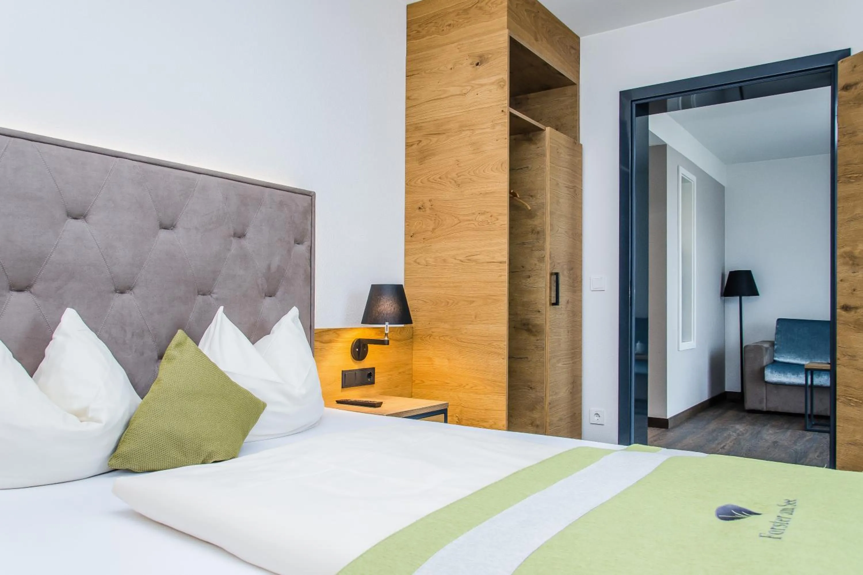 Bedroom, Bed in Gasthaus Forster am See - Eching bei Landshut