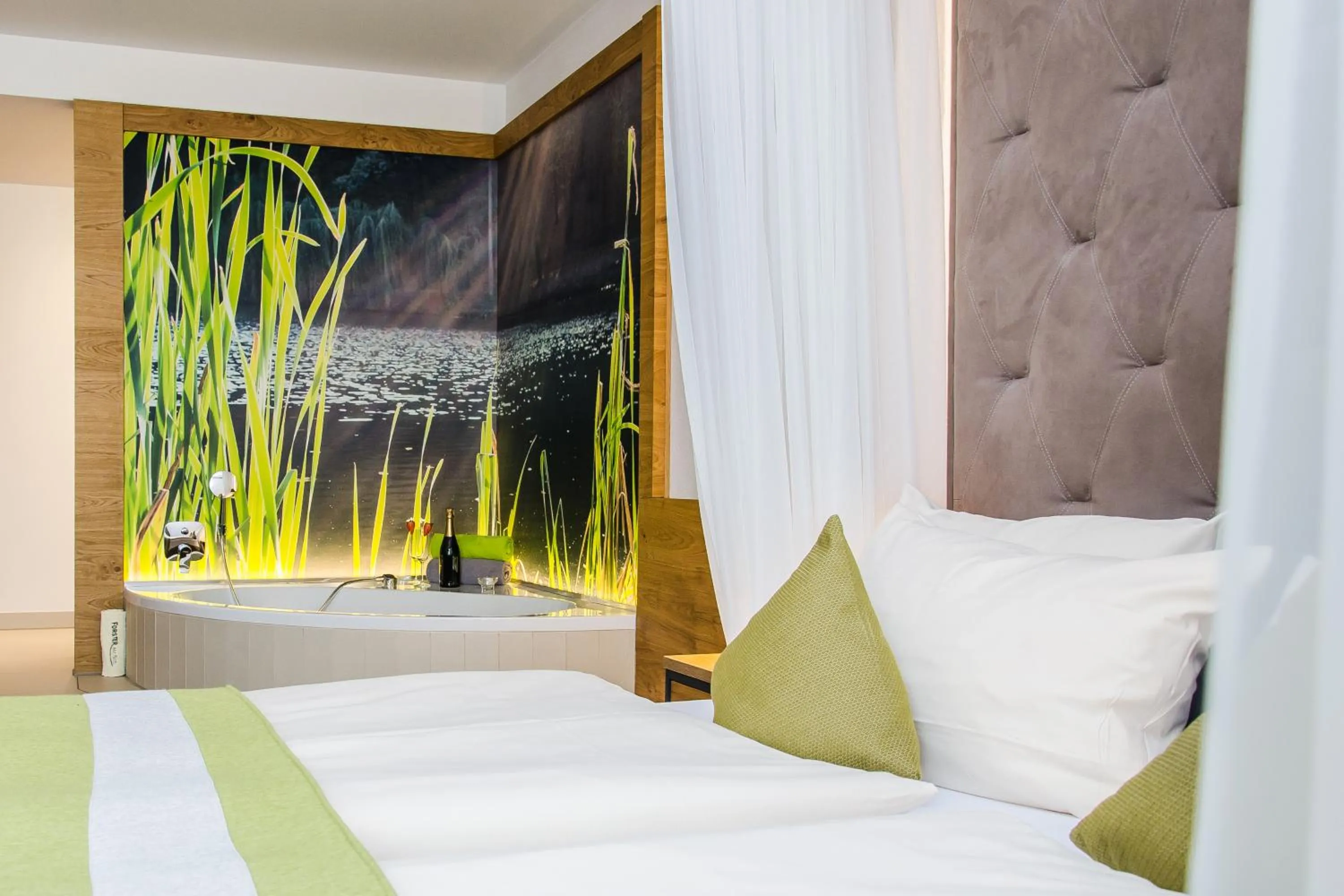 Photo of the whole room, Bed in Gasthaus Forster am See - Eching bei Landshut