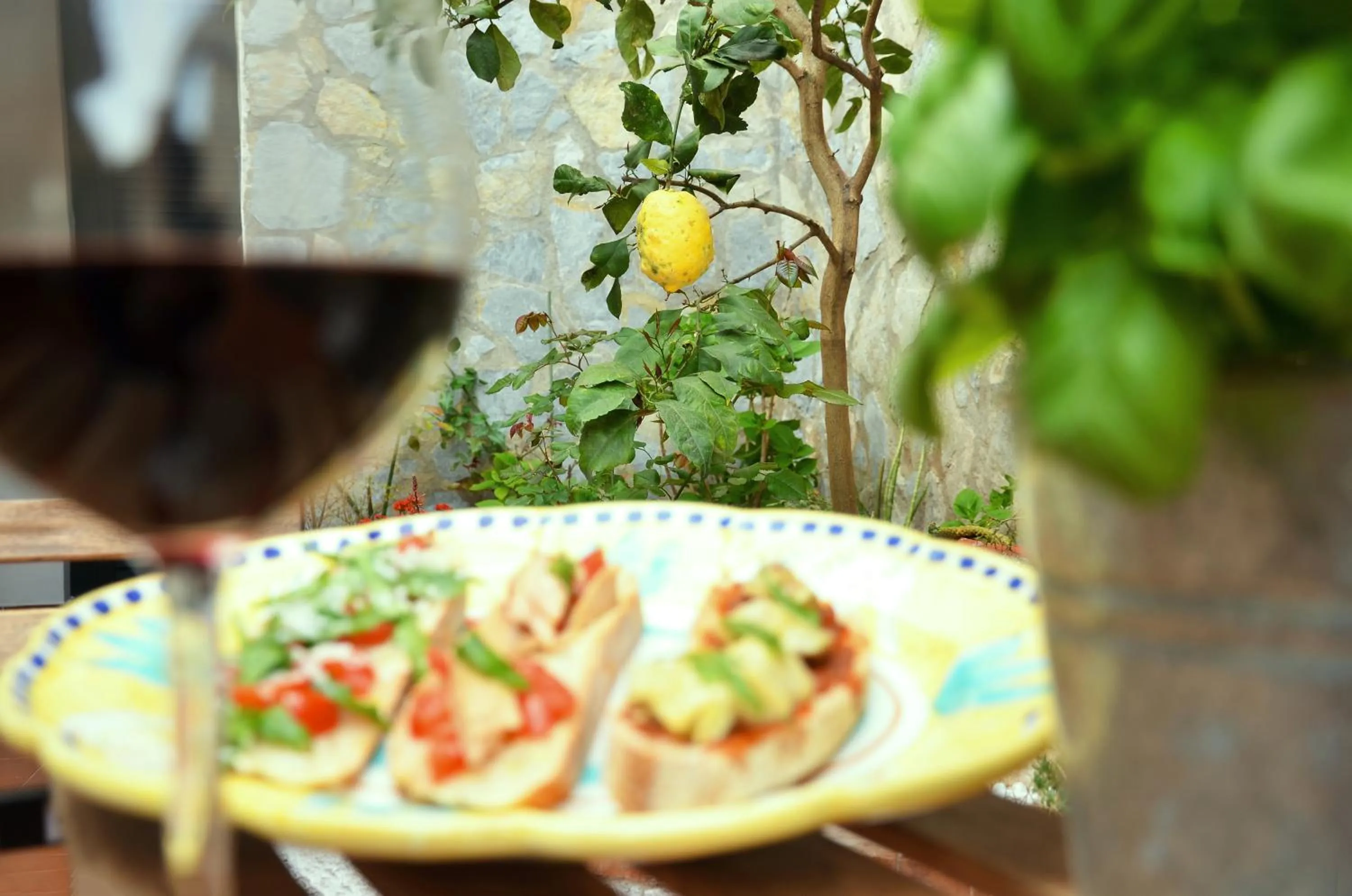 Decorative detail in B&B Cetara Amalfi Coast