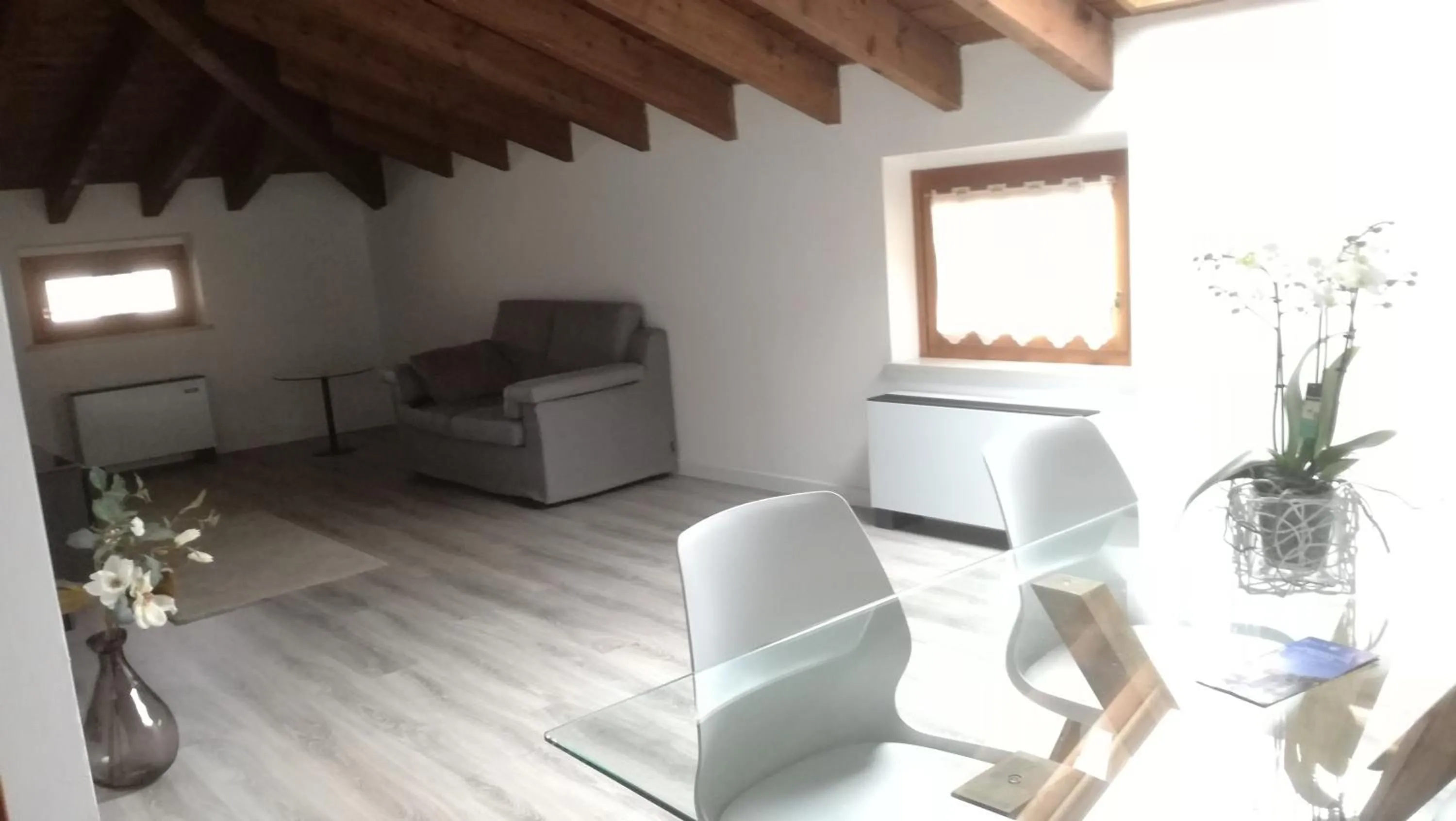 Living room in Verona Relais + Private parking