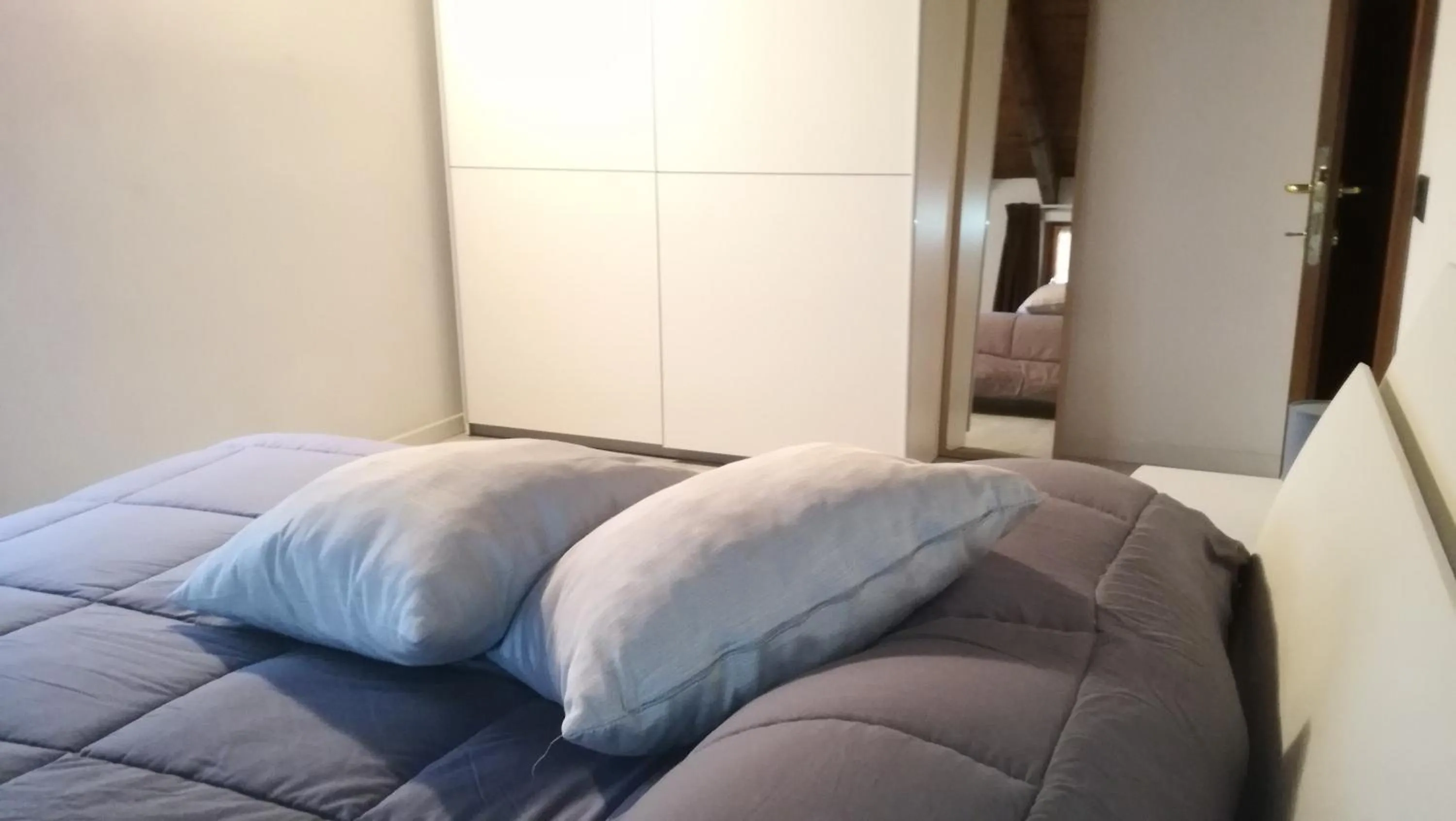 Bed in Verona Relais + Private parking
