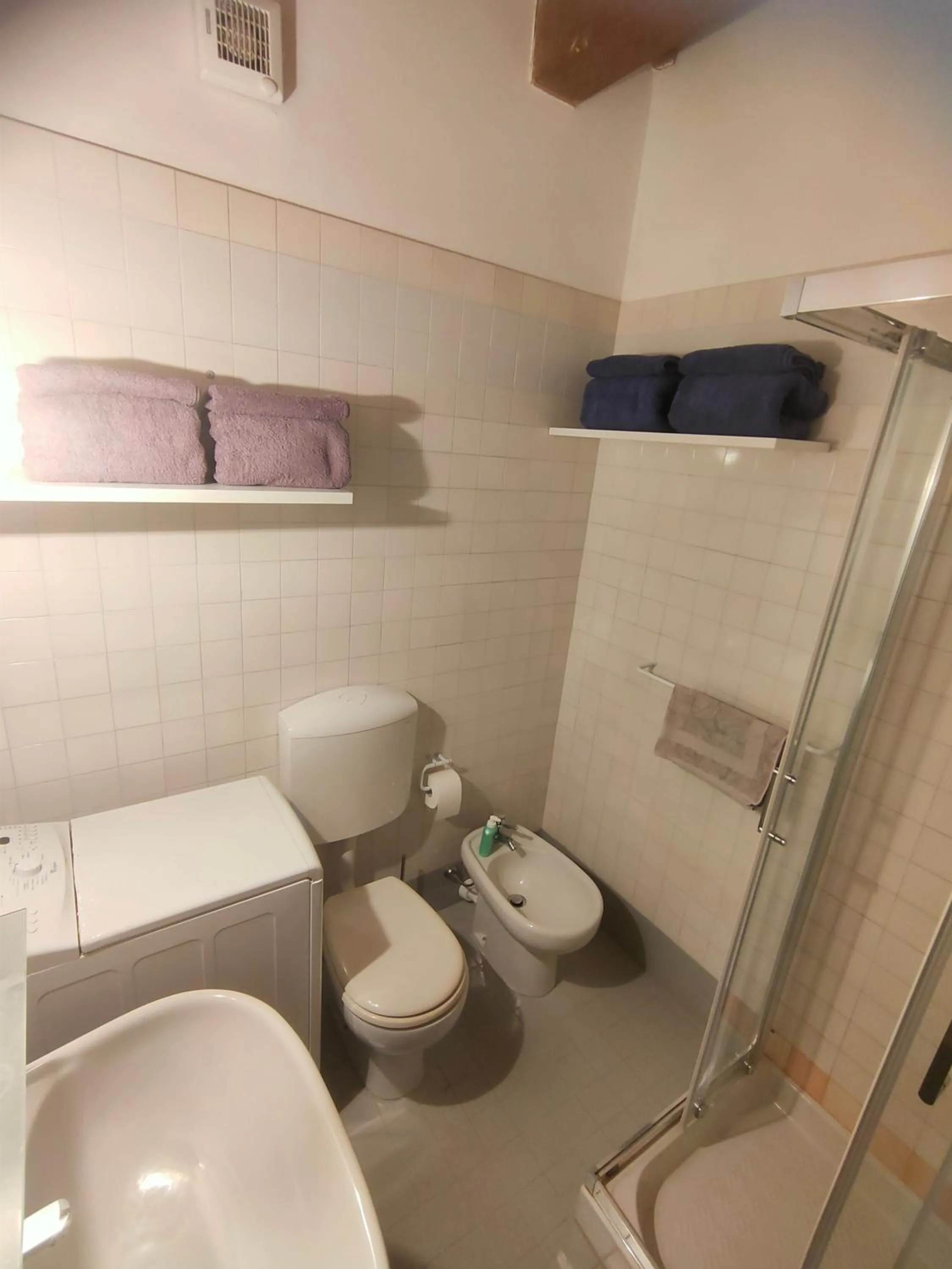 Bathroom in Verona Relais + Private parking