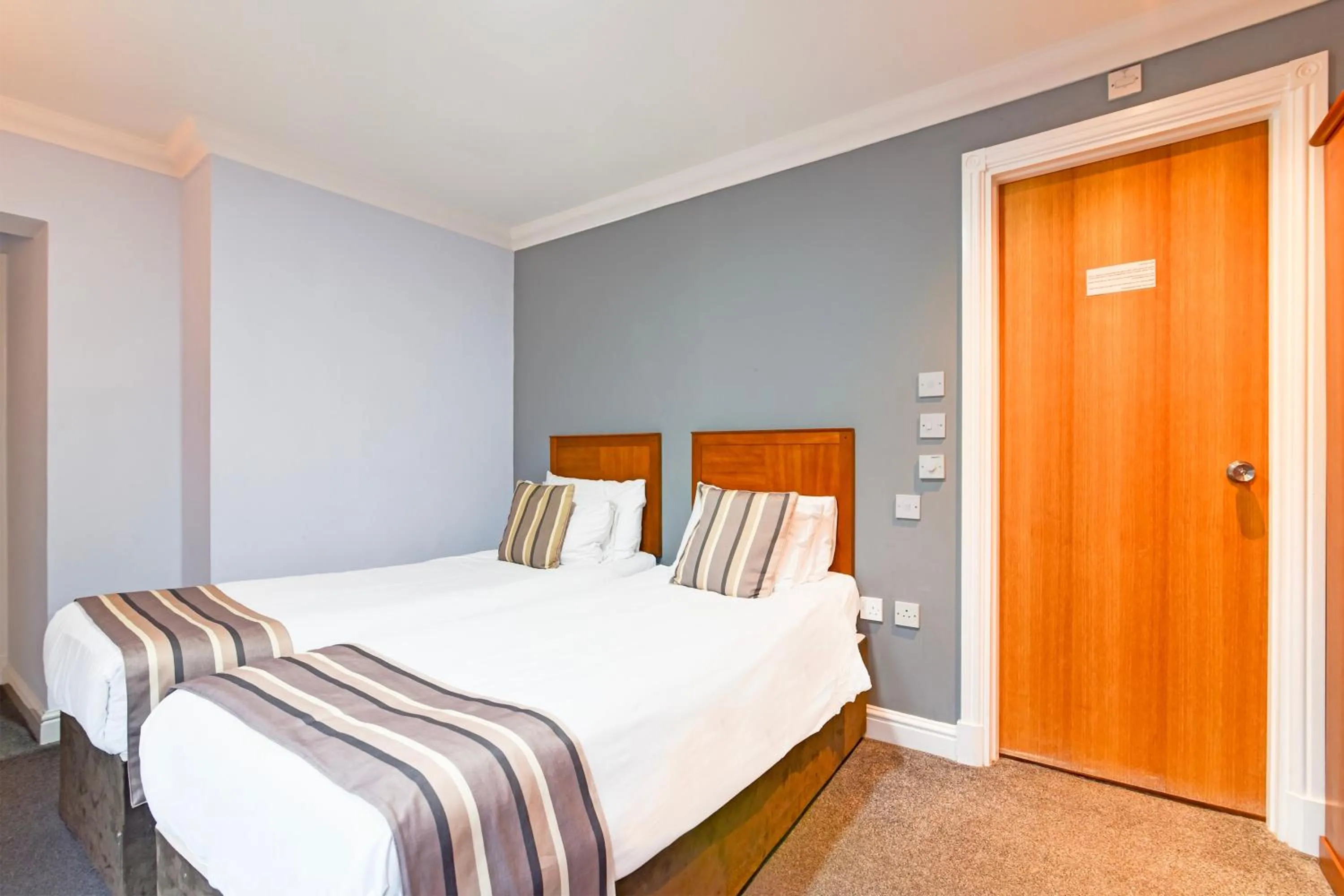 Bedroom, Bed in Aston Court Derby City Centre by Belvilla