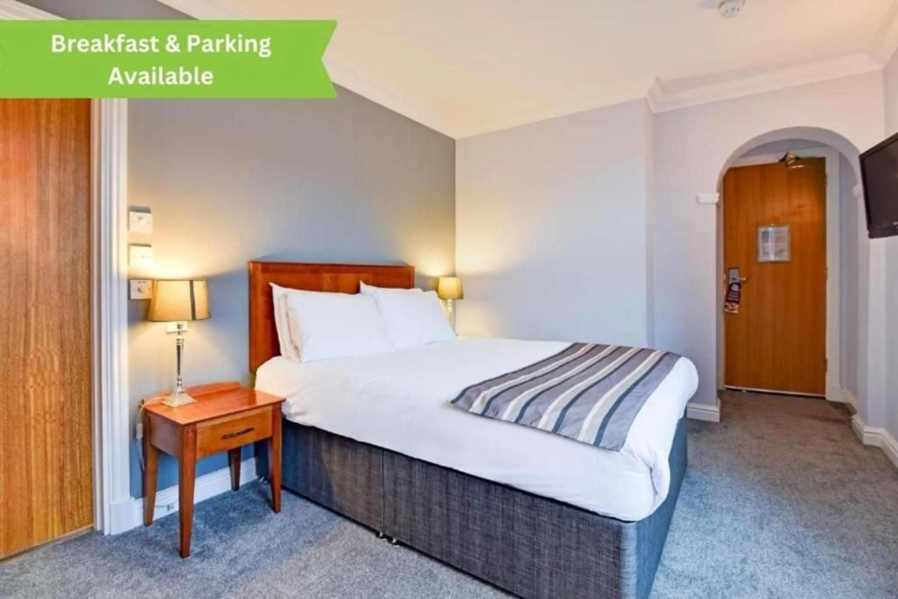 Logo/Certificate/Sign, Bed in Aston Court Derby City Centre by Belvilla