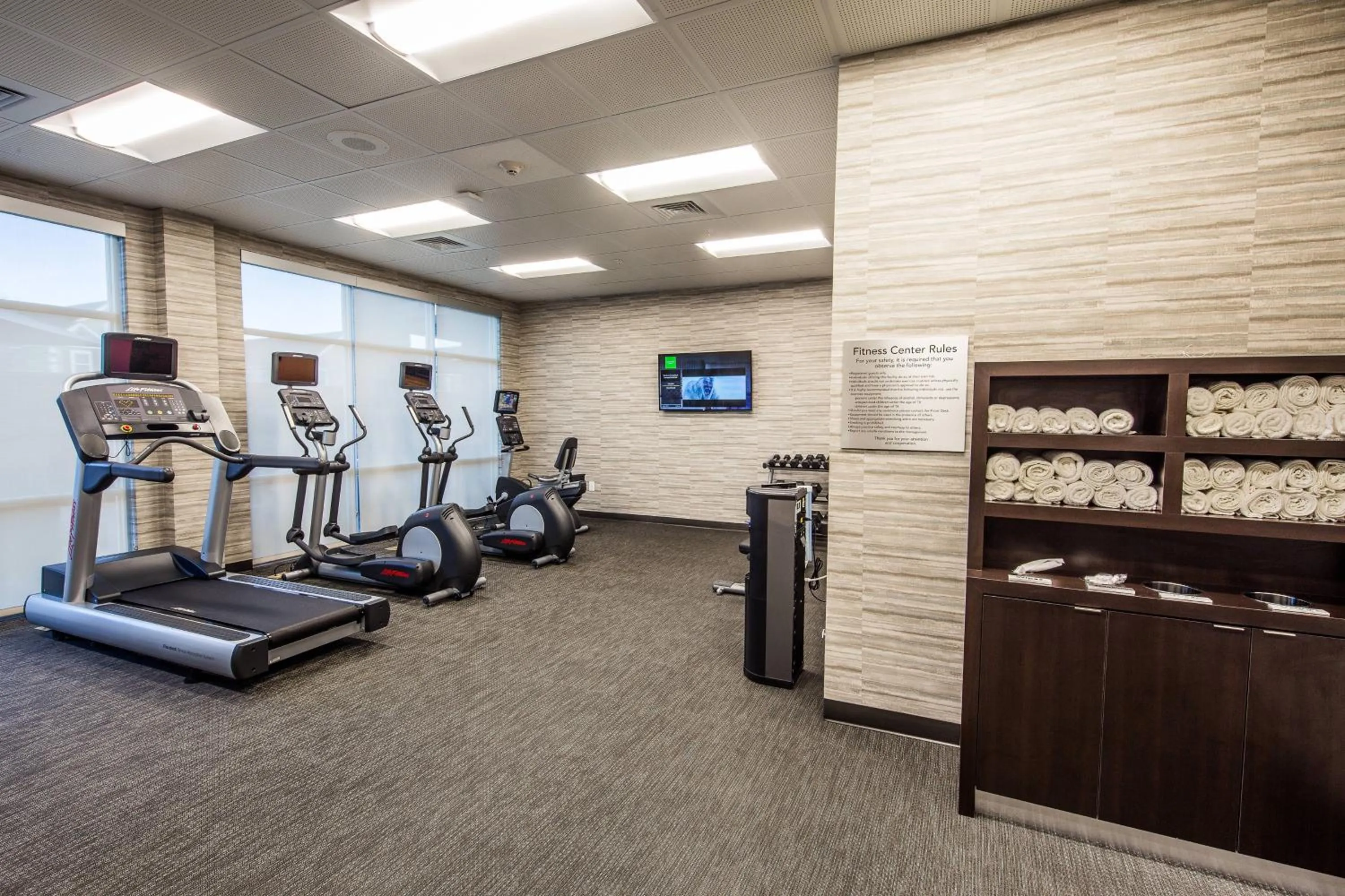 Fitness centre/facilities in Courtyard by Marriott Columbia Cayce
