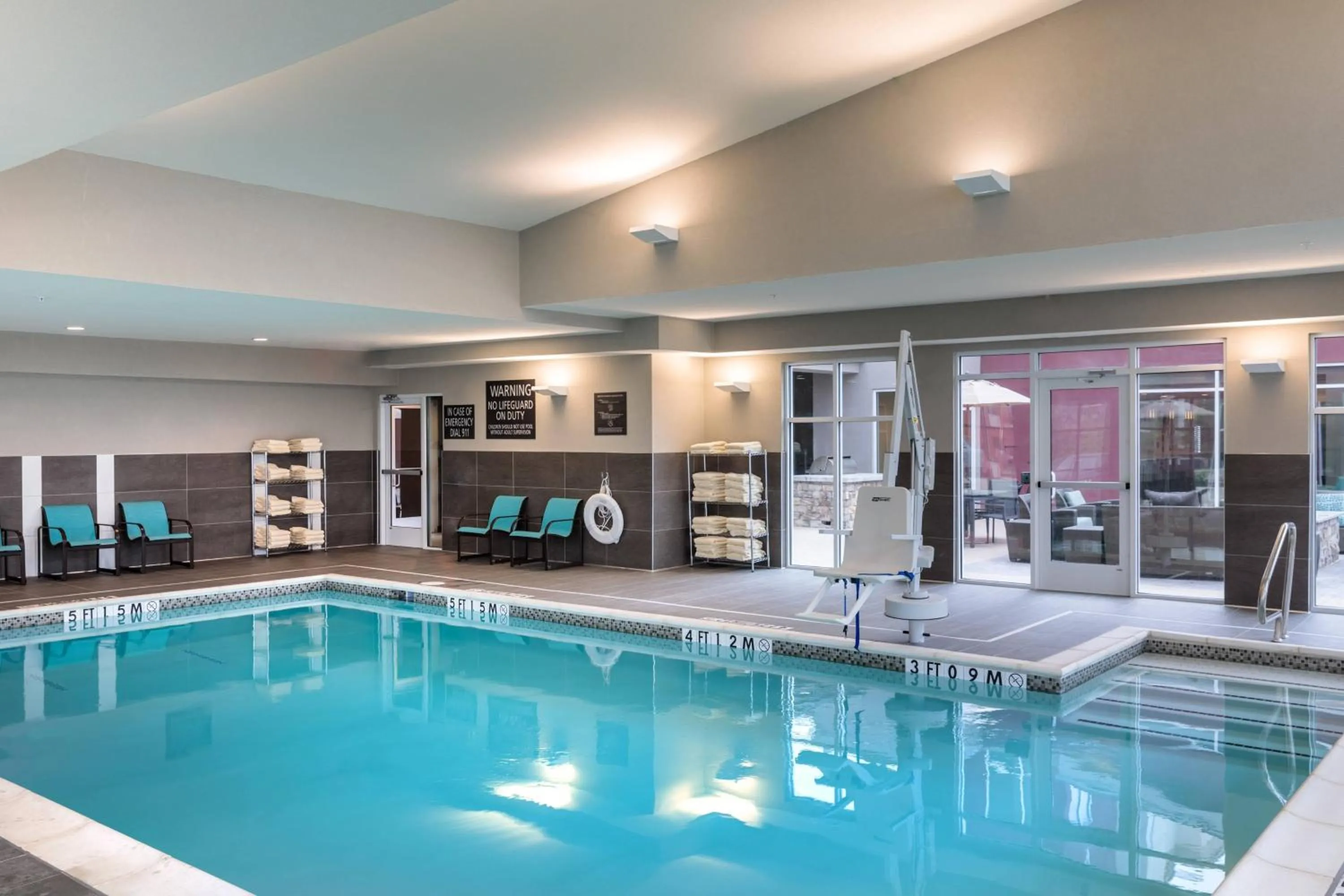 Swimming pool in Residence Inn by Marriott Dallas Plano/Richardson at Coit Rd.