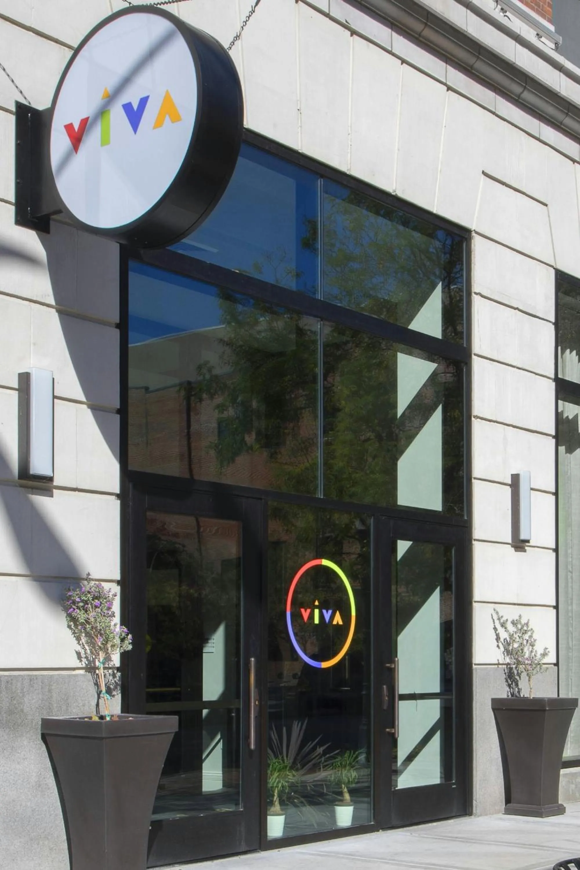 Restaurant/places to eat in The Current Iowa, Autograph Collection