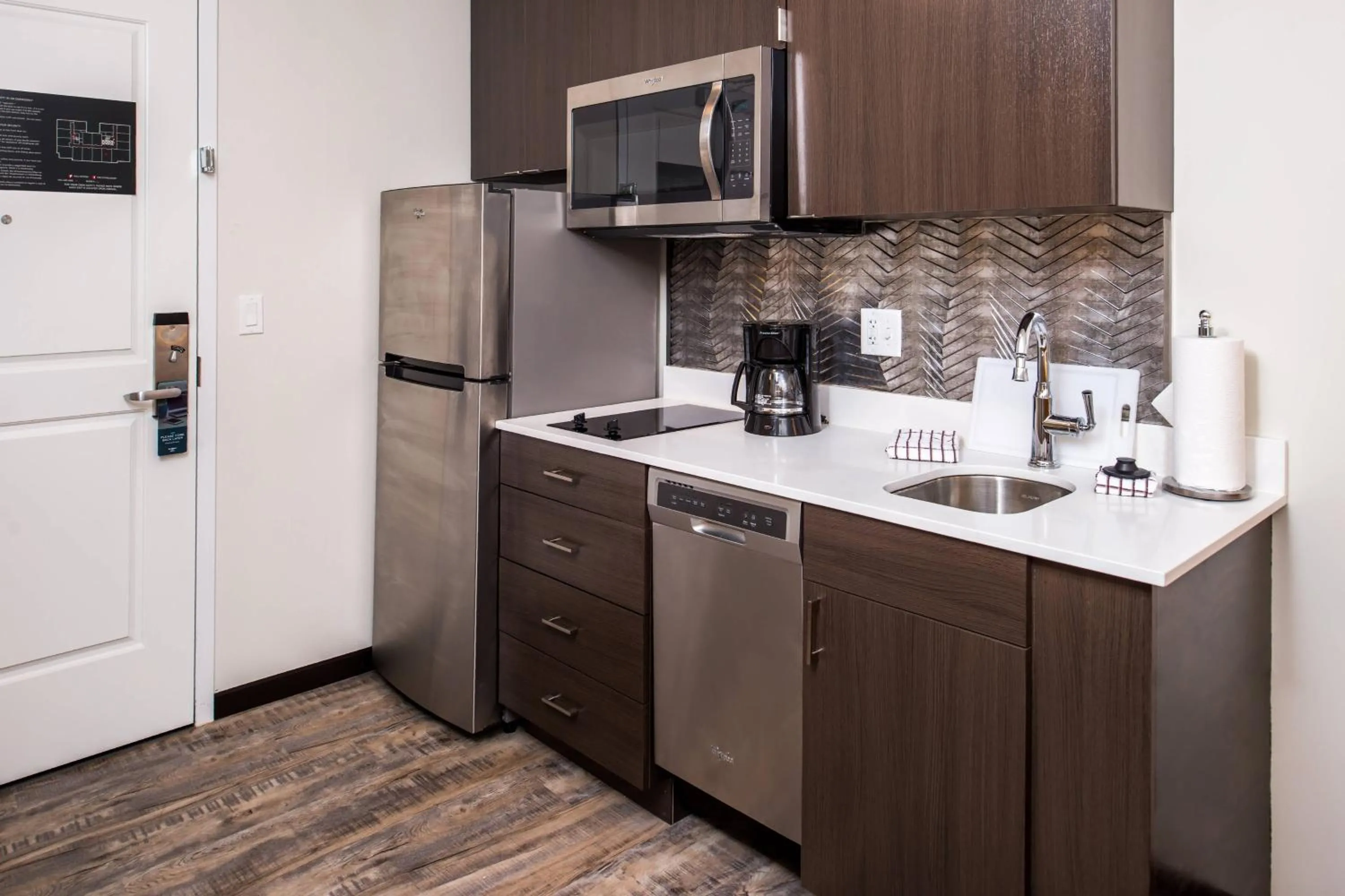 Kitchen or kitchenette in Residence Inn by Marriott Pittsburgh Oakland/University Place