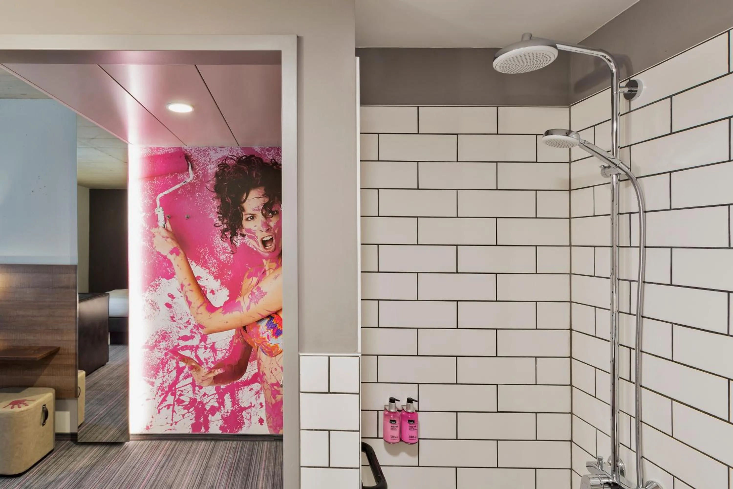 Public Bath in MOXY Frankfurt East