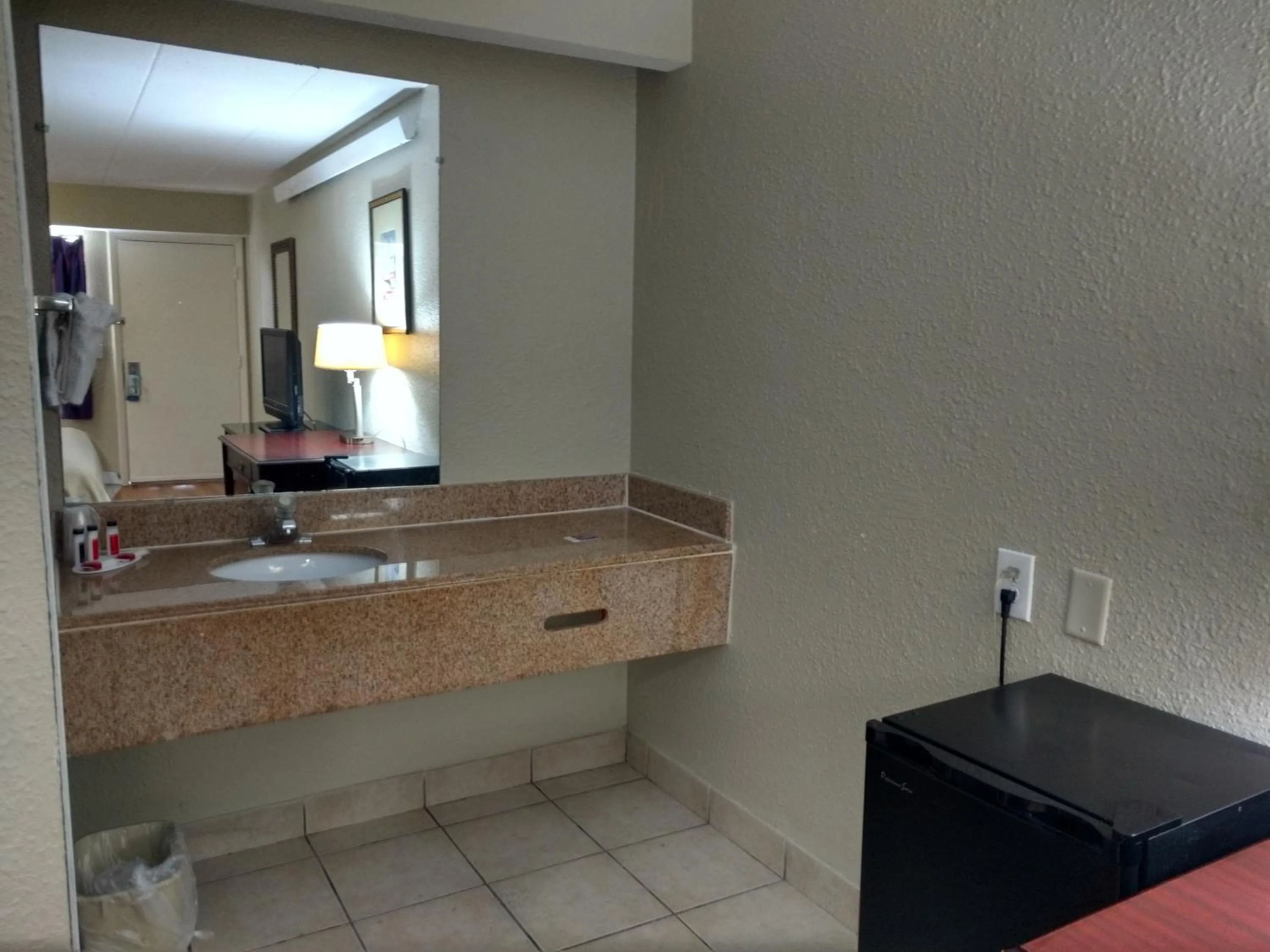 Travelodge by Wyndham South Holland