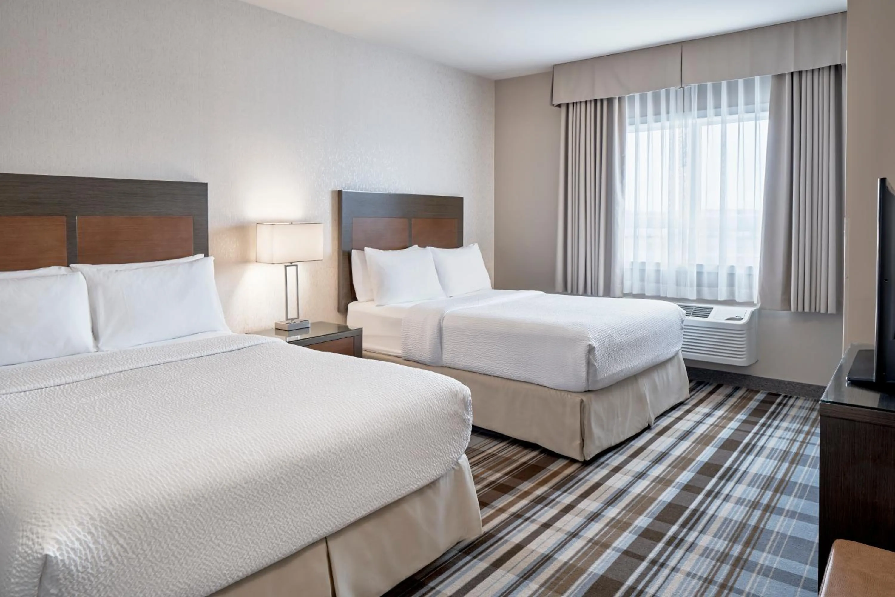 Bedroom, Bed in Fairfield Inn & Suites by Marriott Airdrie