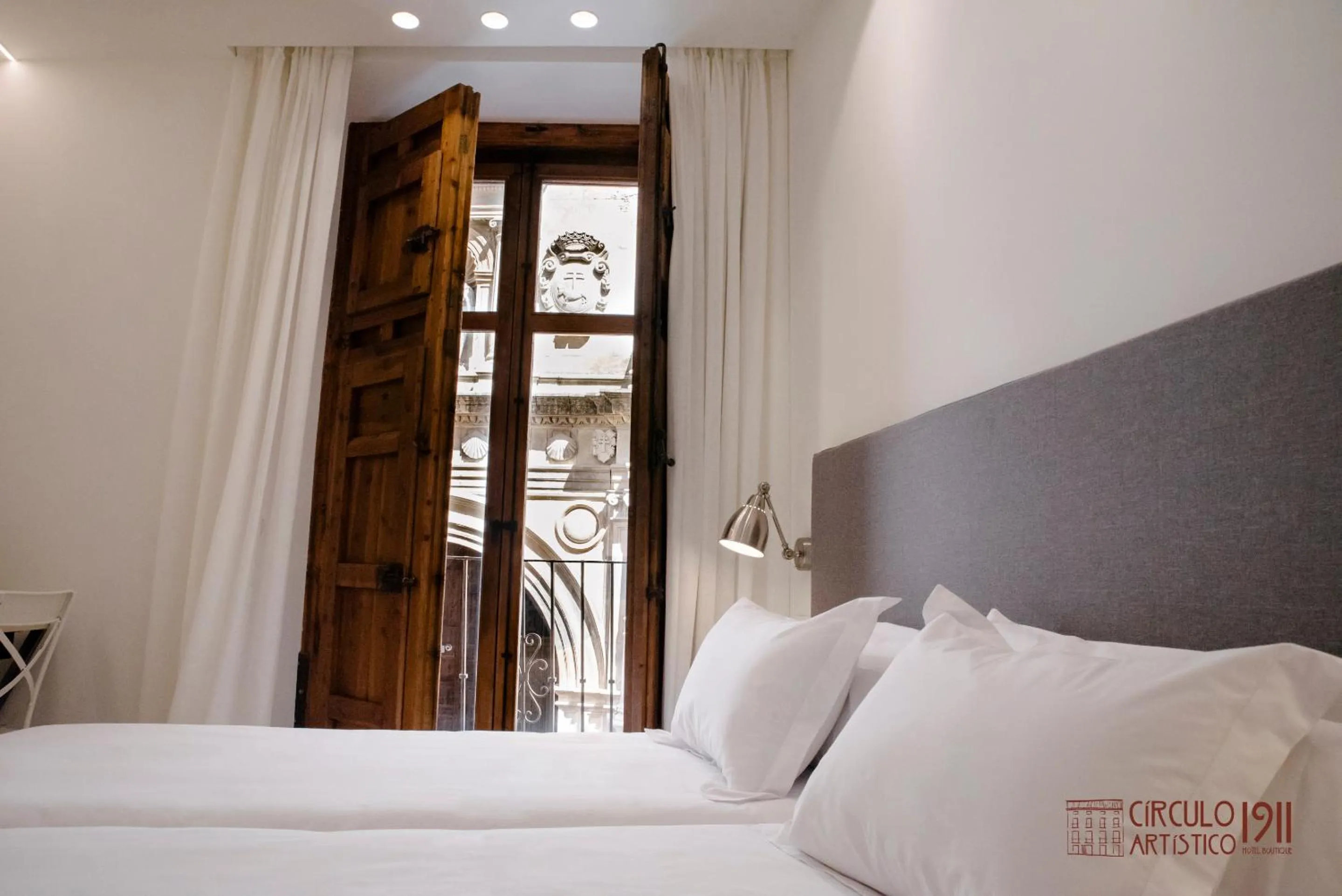 Shower, Bed in Círculo Artístico 1911 Hotel Boutique