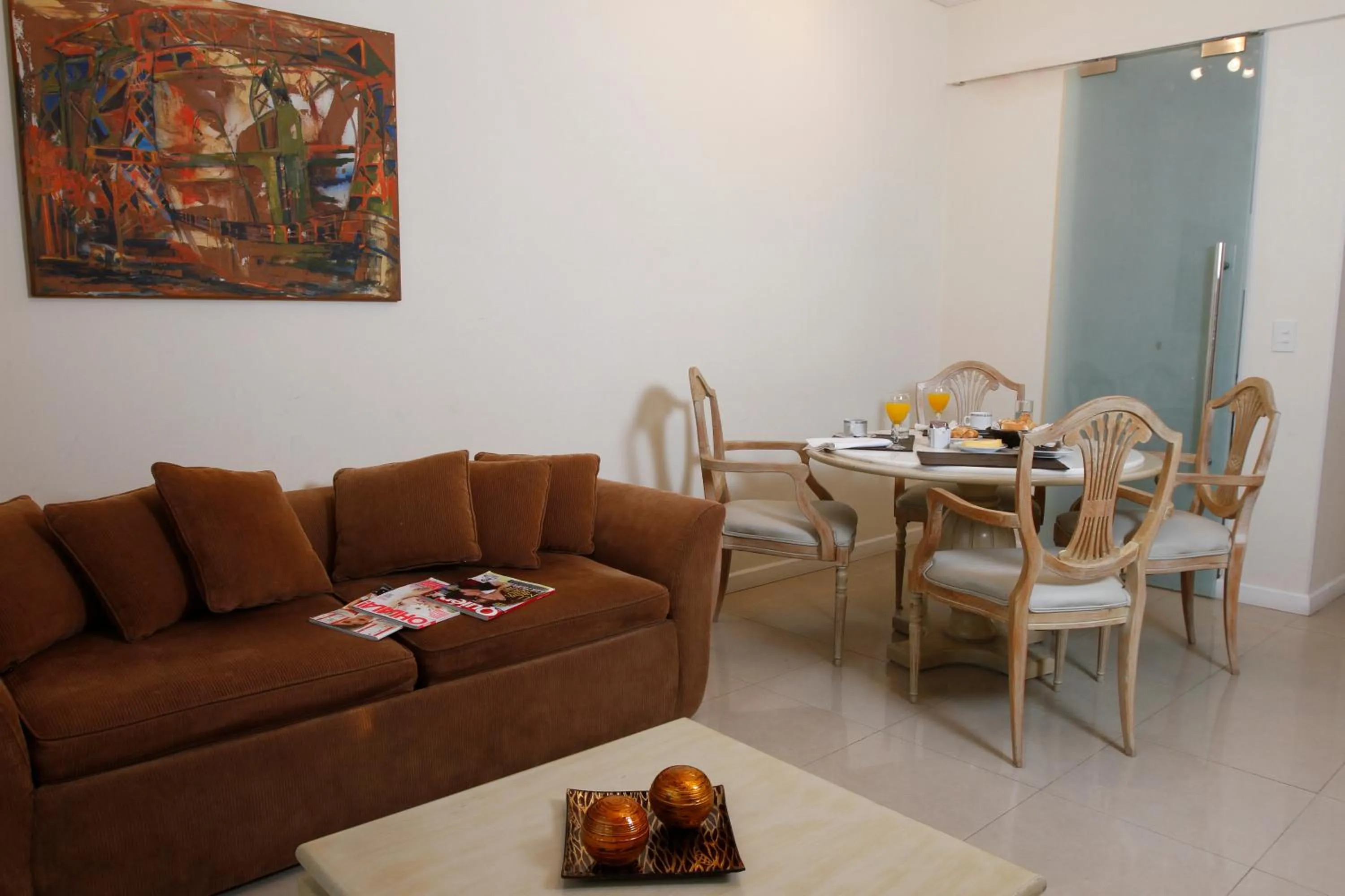 Dining area in Alta Piazza –Casa di Appartamenti–