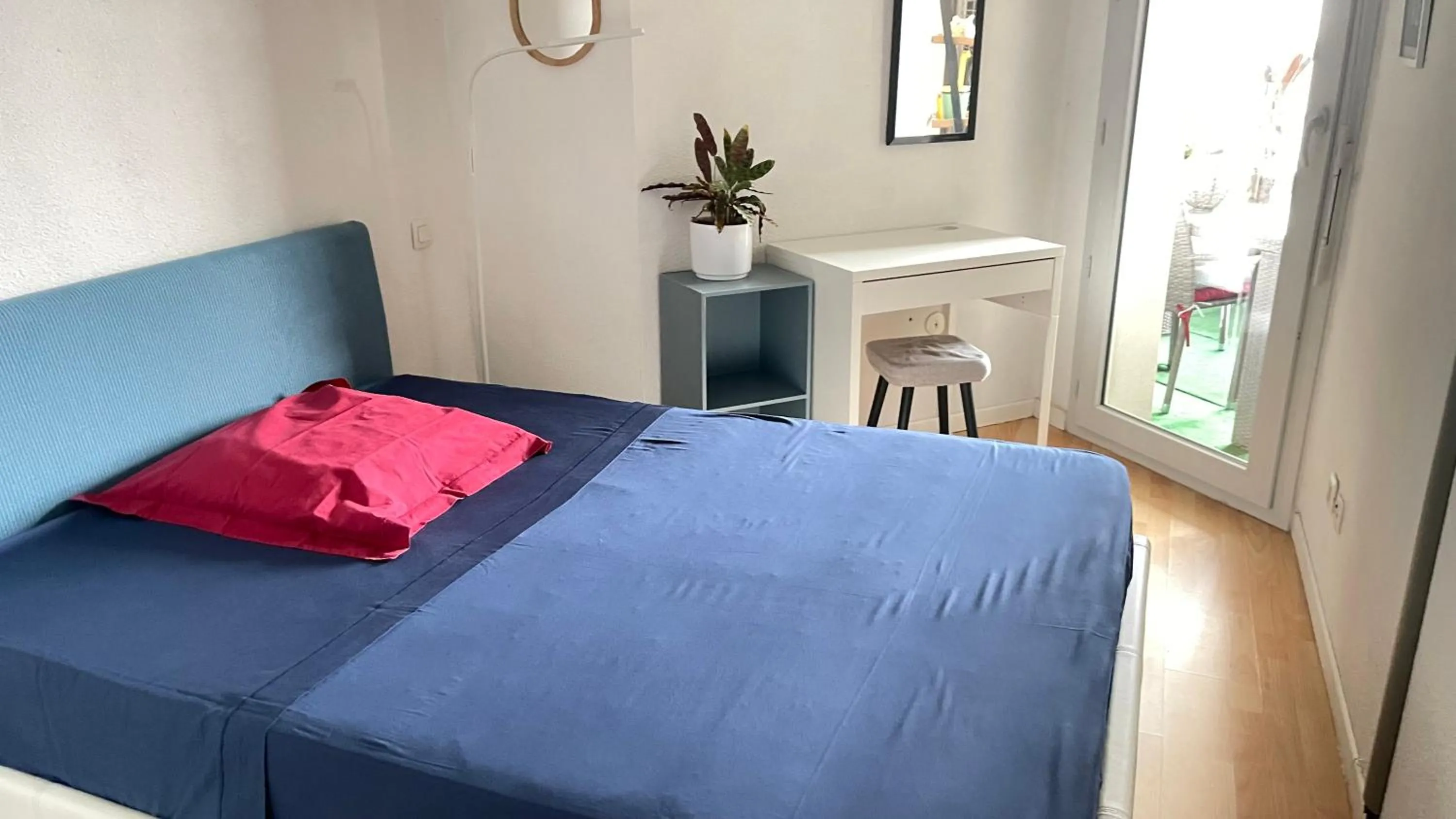L Oasis studio proche hôpital et aéroport Piscine Parking &Netflix
