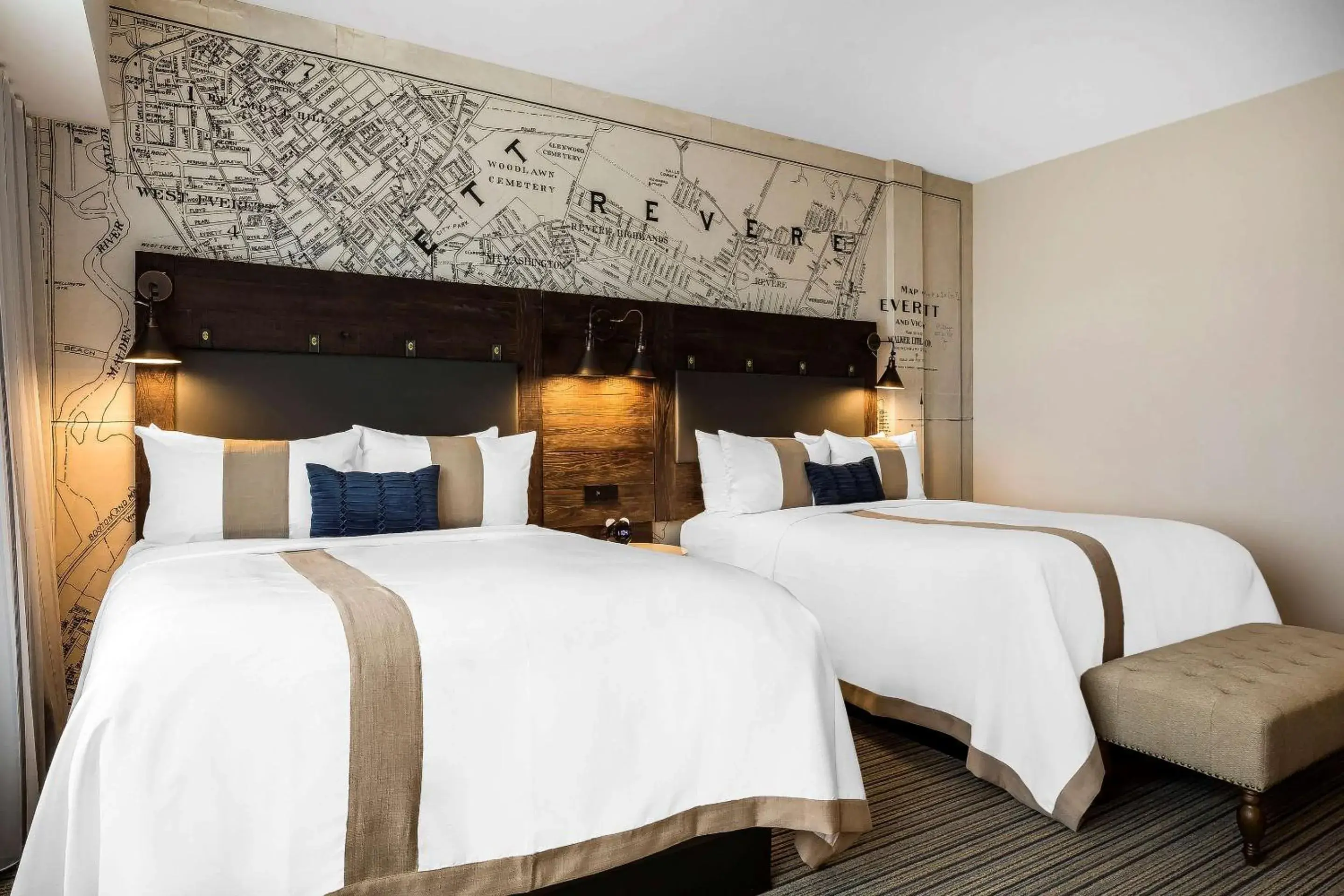 Bed in enVision Hotel Boston-Everett Bed in enVision Hotel Boston-Everett