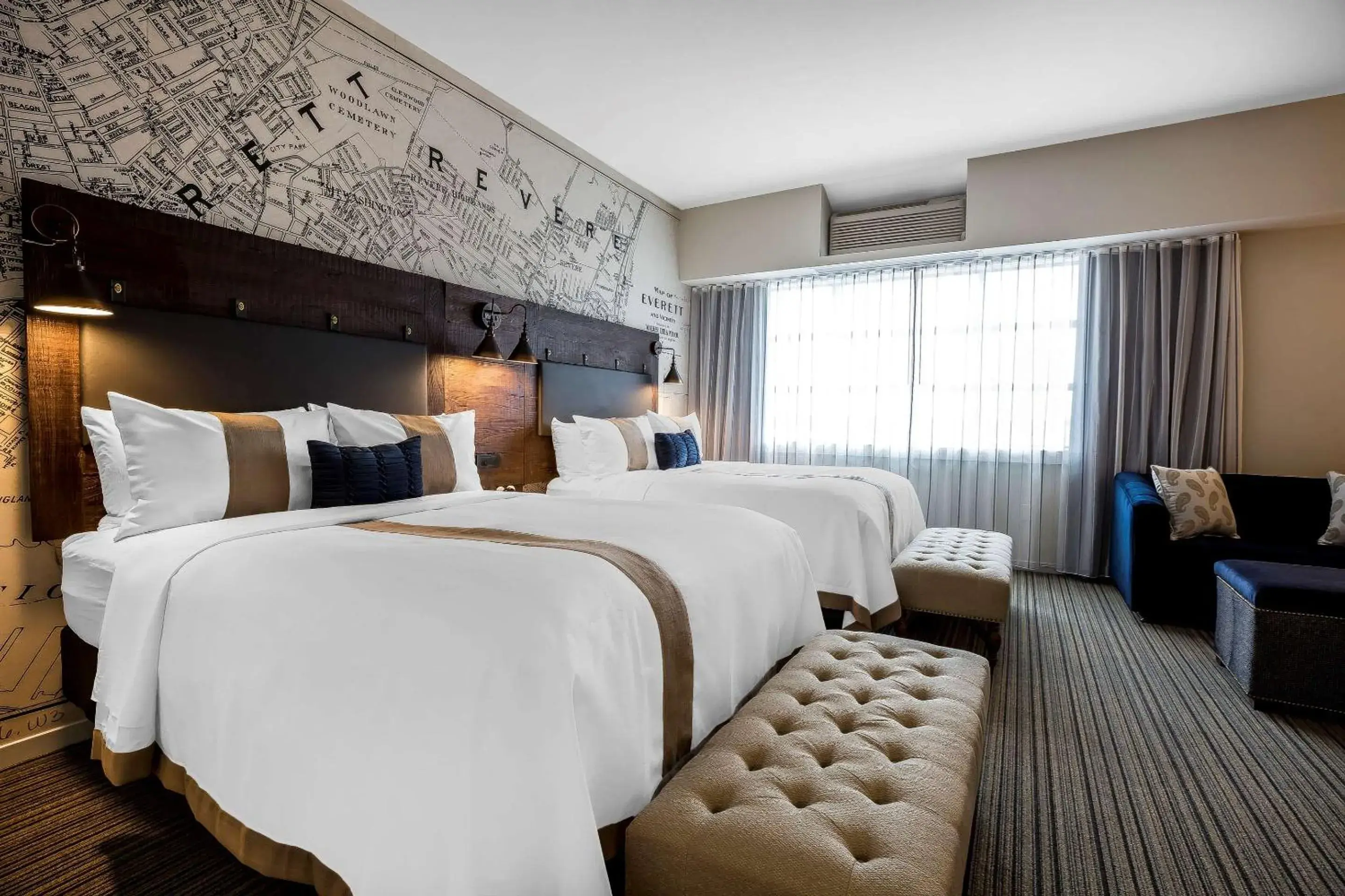 Bed in enVision Hotel Boston-Everett Bed in enVision Hotel Boston-Everett