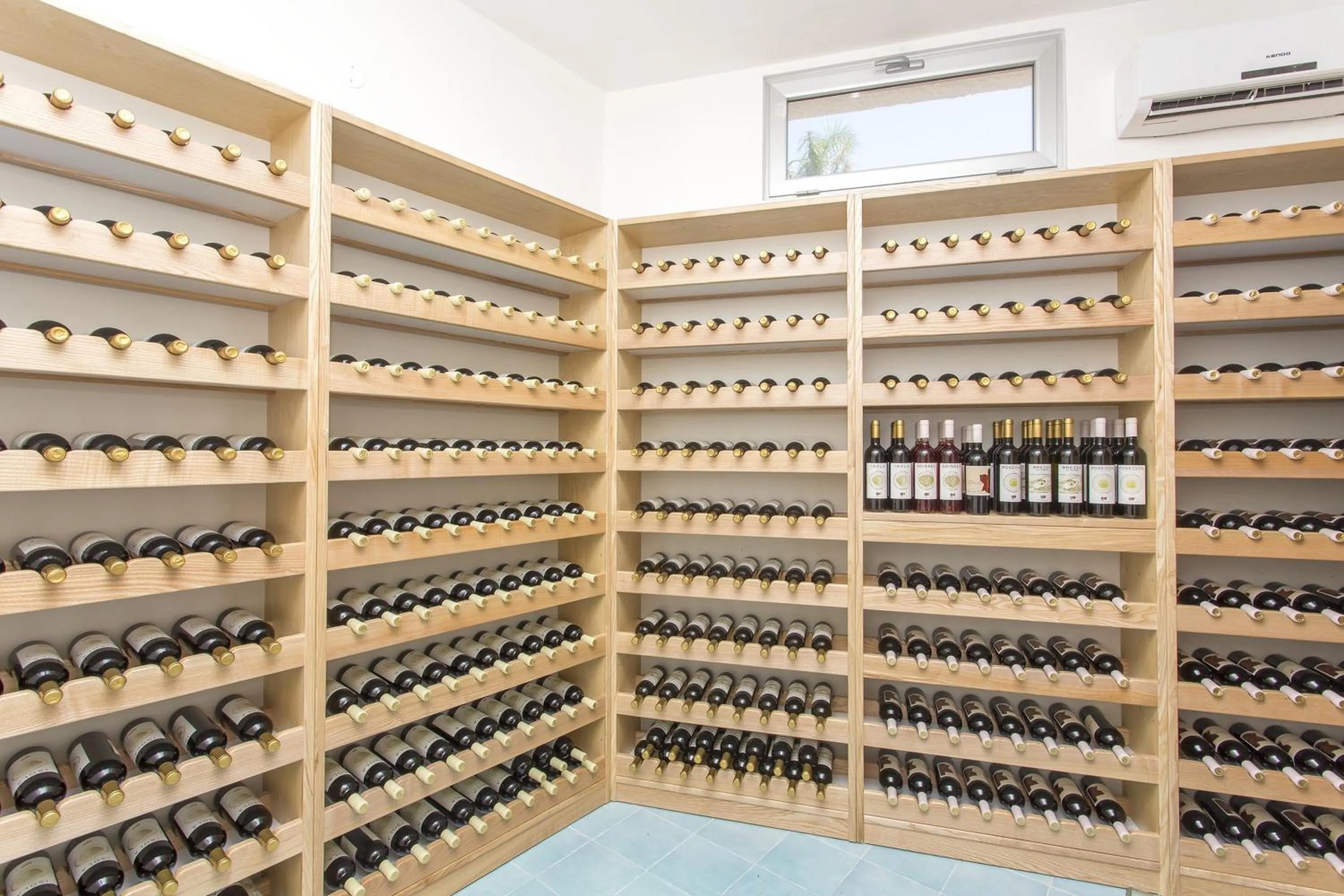 Alcoholic drinks in Hotel Ferretti