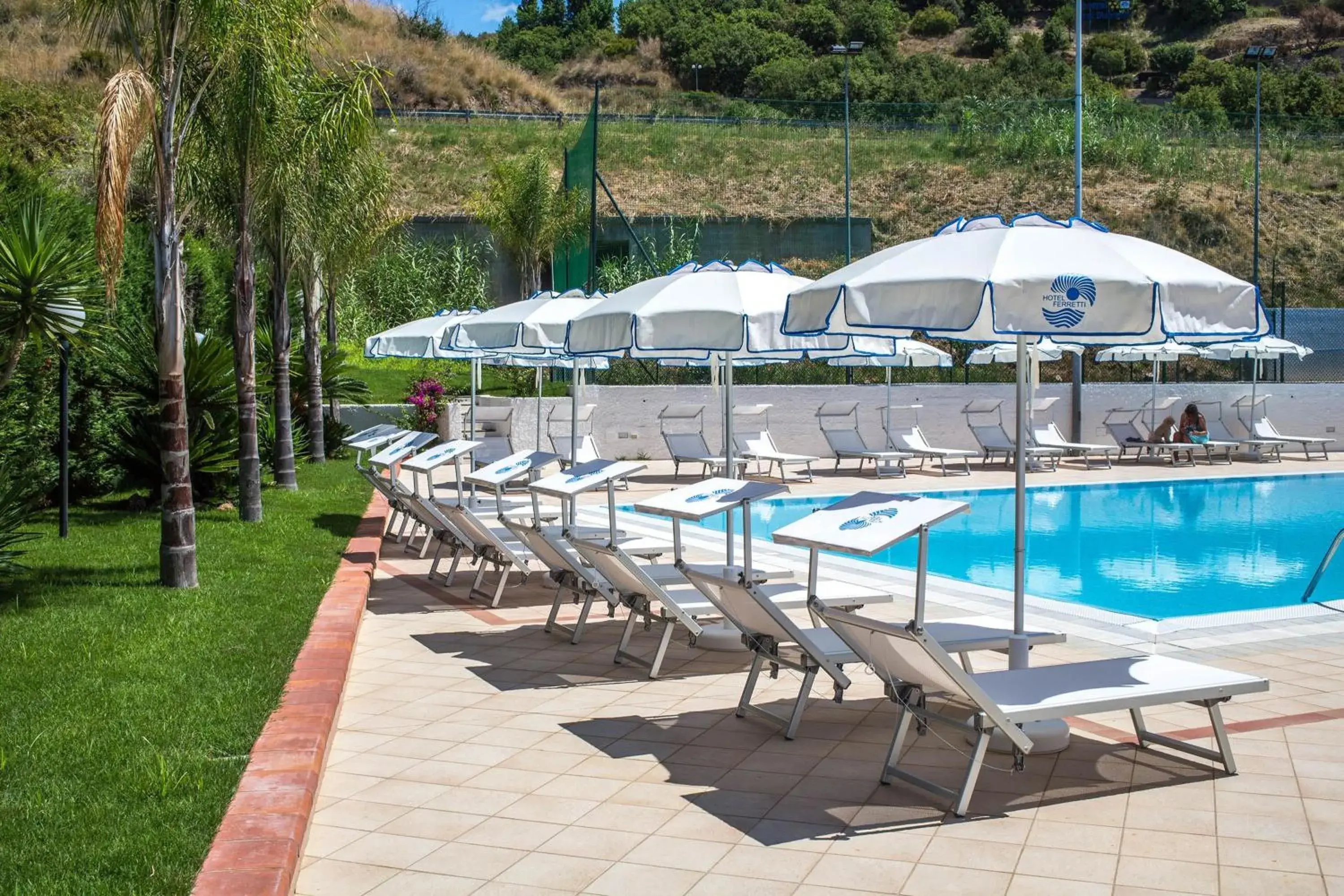 Swimming pool in Hotel Ferretti Swimming pool in Hotel Ferretti