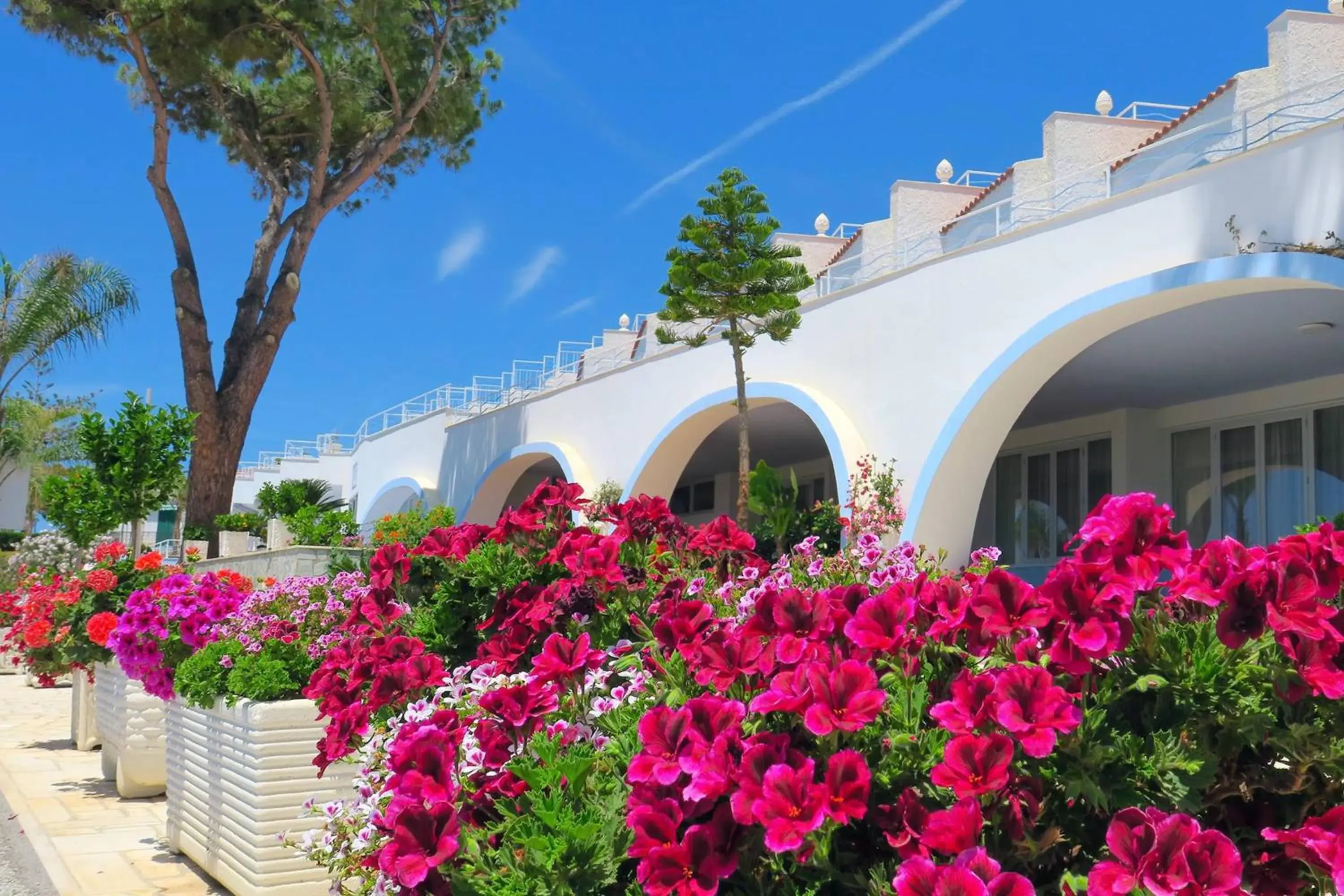 Facade/entrance in Hotel Ferretti Facade/entrance in Hotel Ferretti