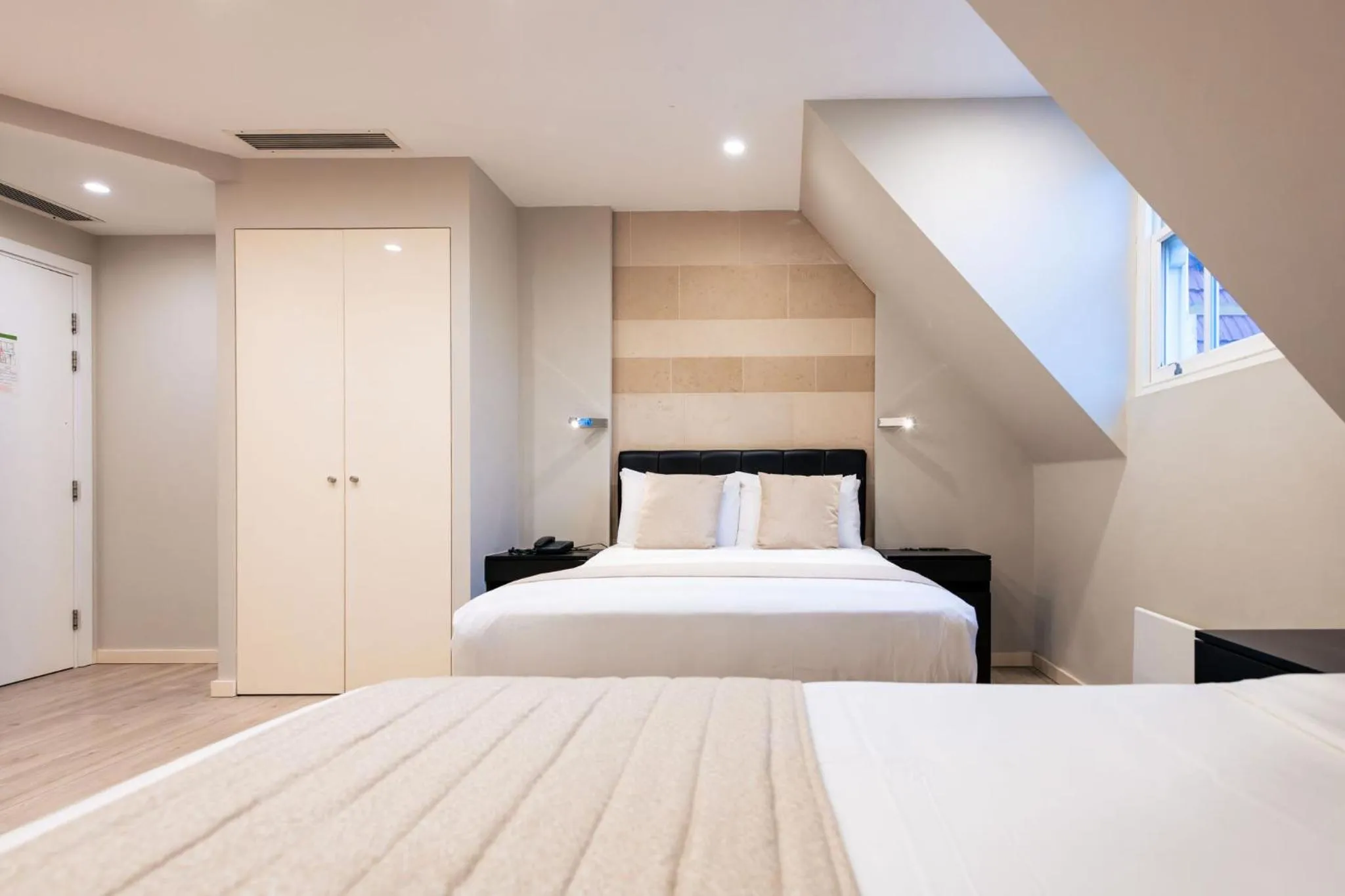 Bed in NOX Golders Green