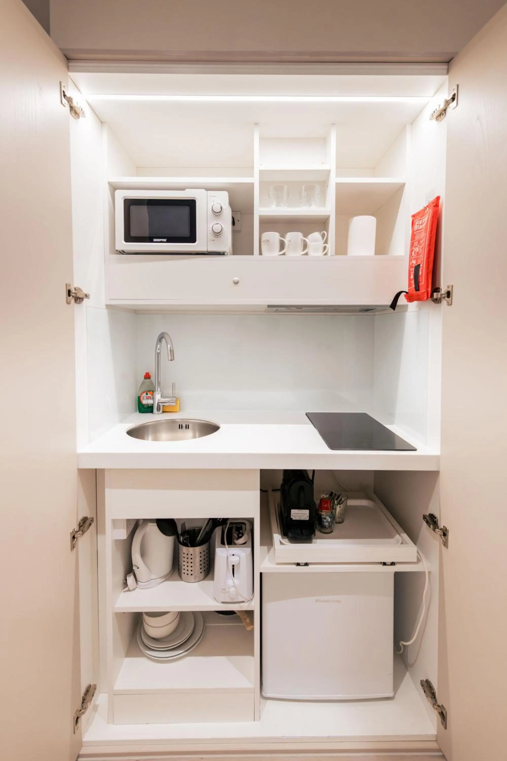 Kitchen or kitchenette in NOX Golders Green