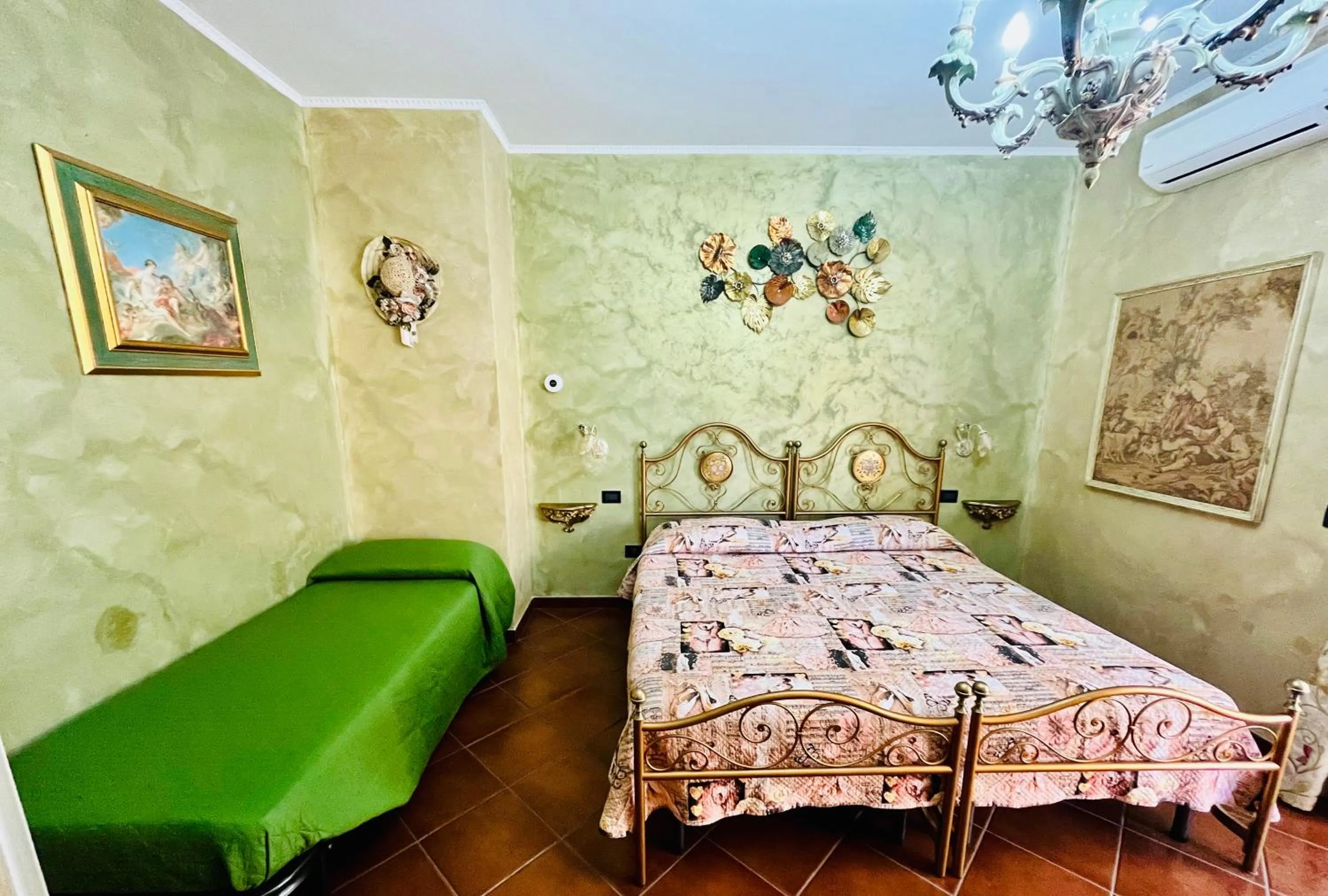 Bed in La Mammola Bed&Breakfast