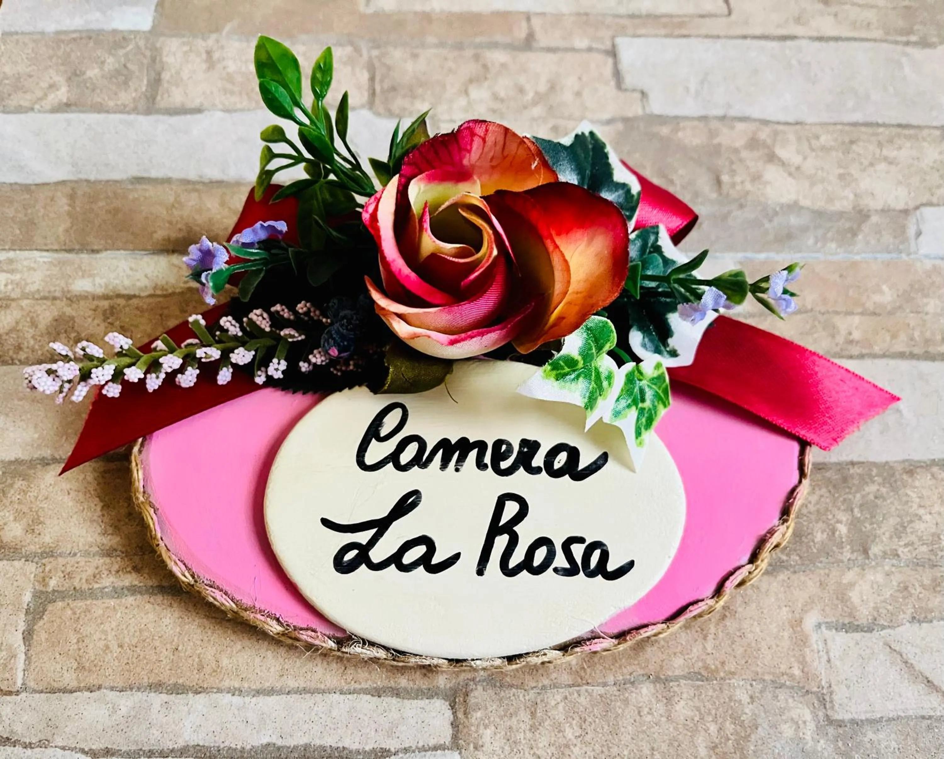 Decorative detail in La Mammola Bed&Breakfast