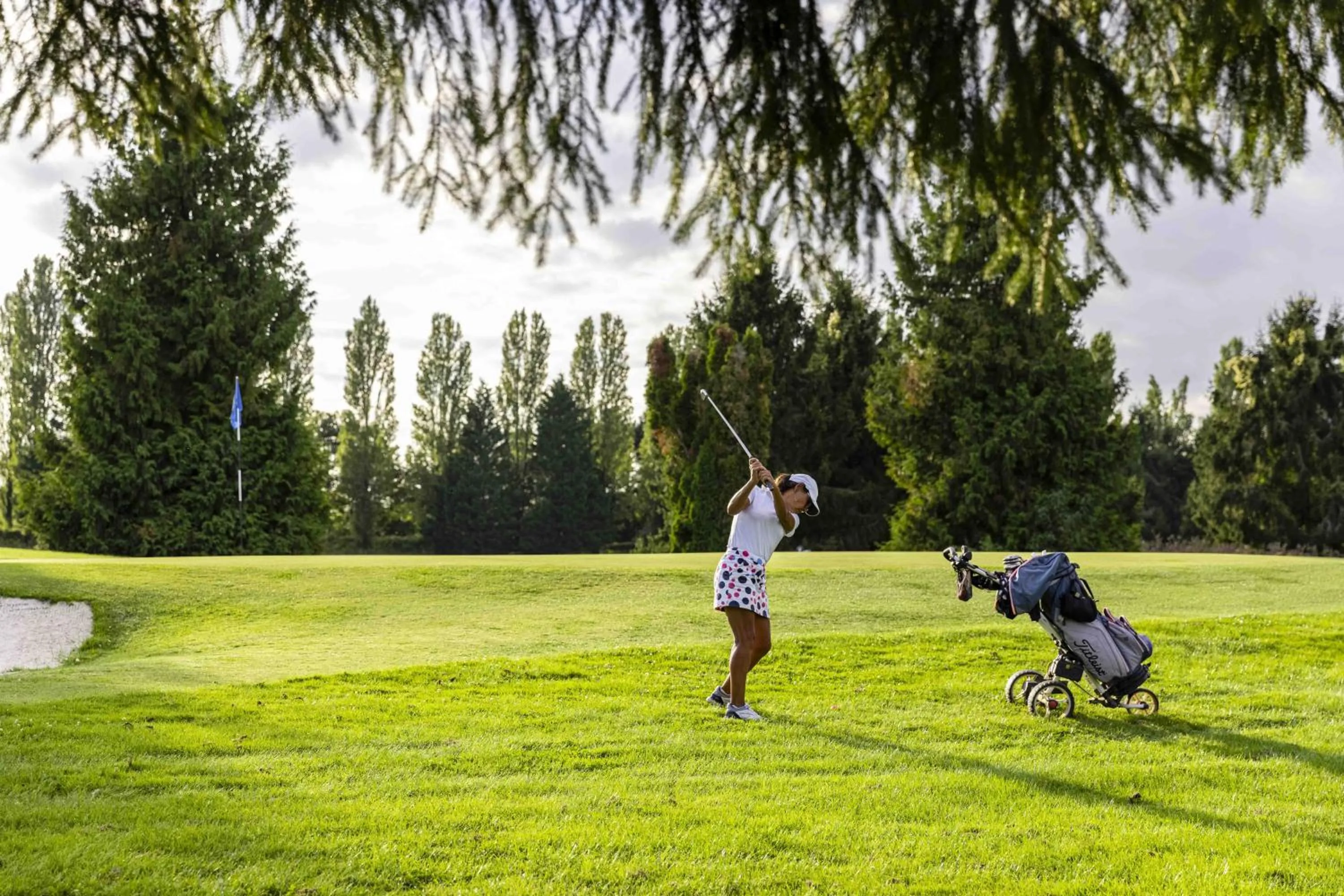 Golfcourse in Hotel Les Suites - Domaine de Crécy
