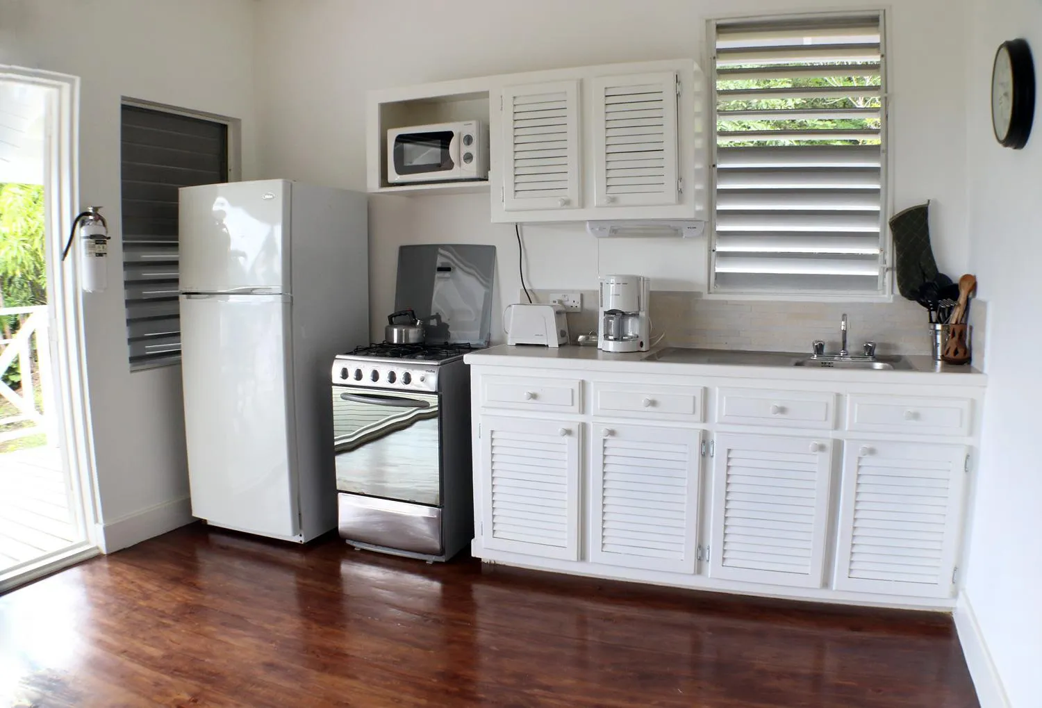 Kitchen or kitchenette in Oasis Marigot