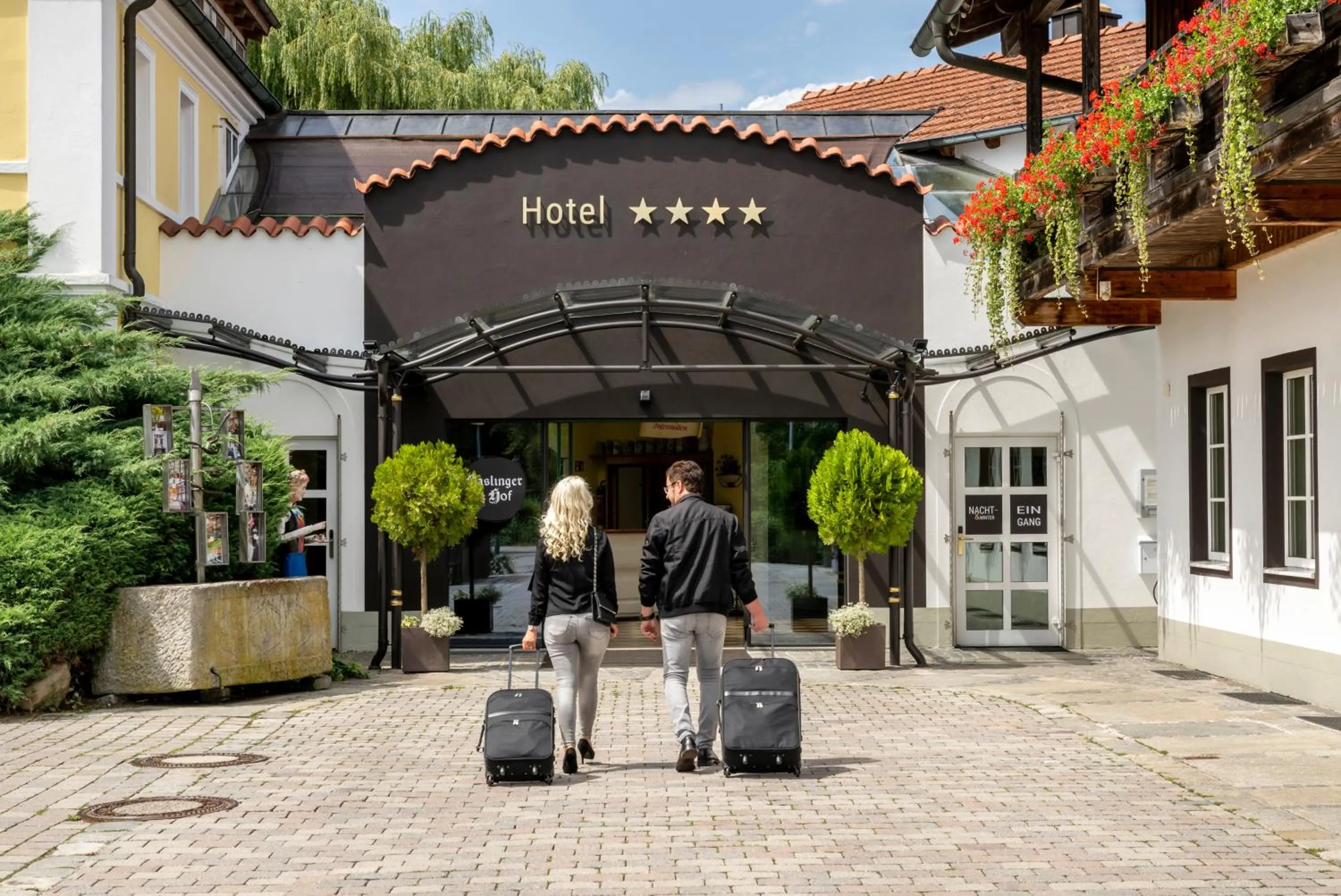 Property building in Hotel am Haslinger Hof