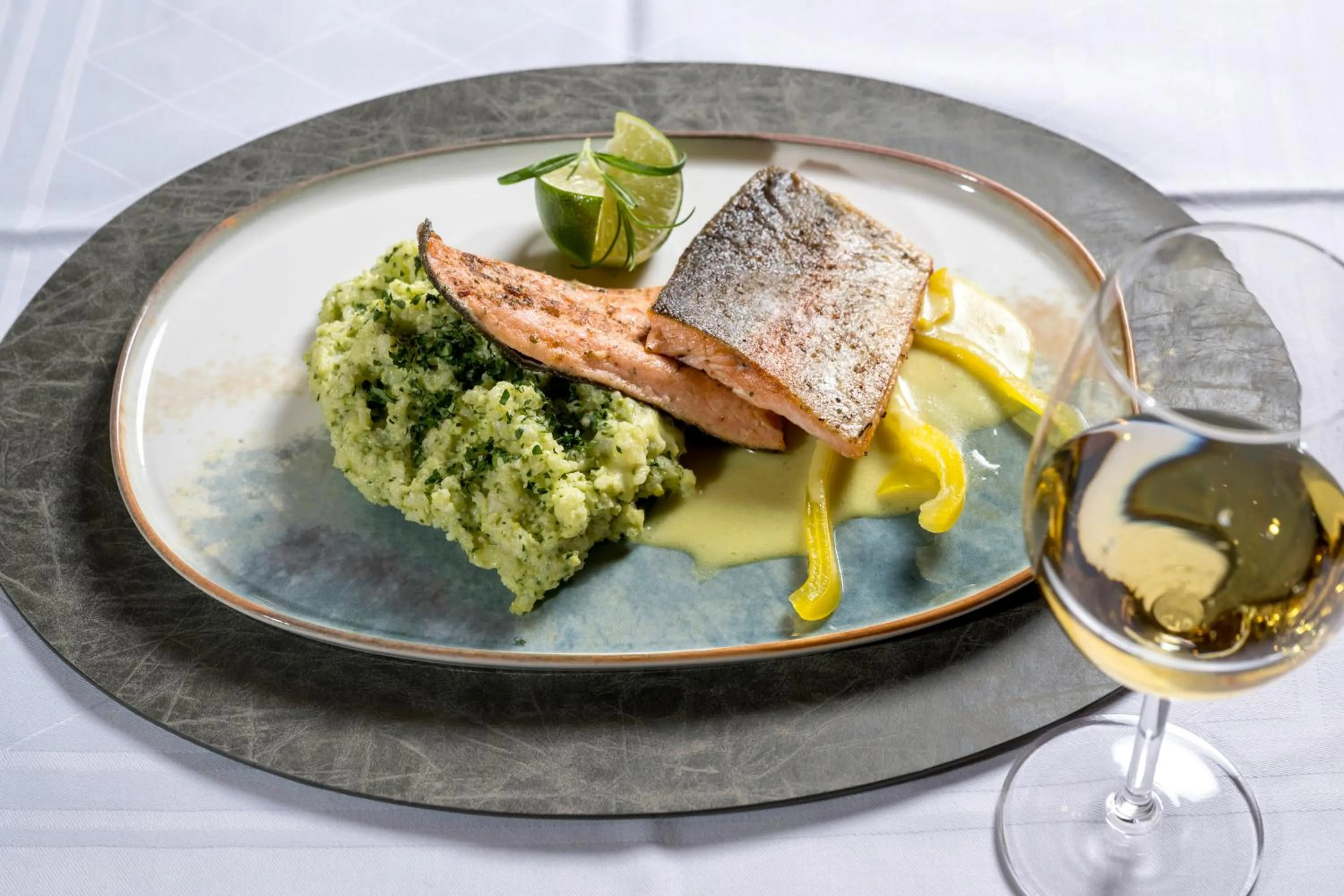 Restaurant/places to eat in Hotel am Haslinger Hof