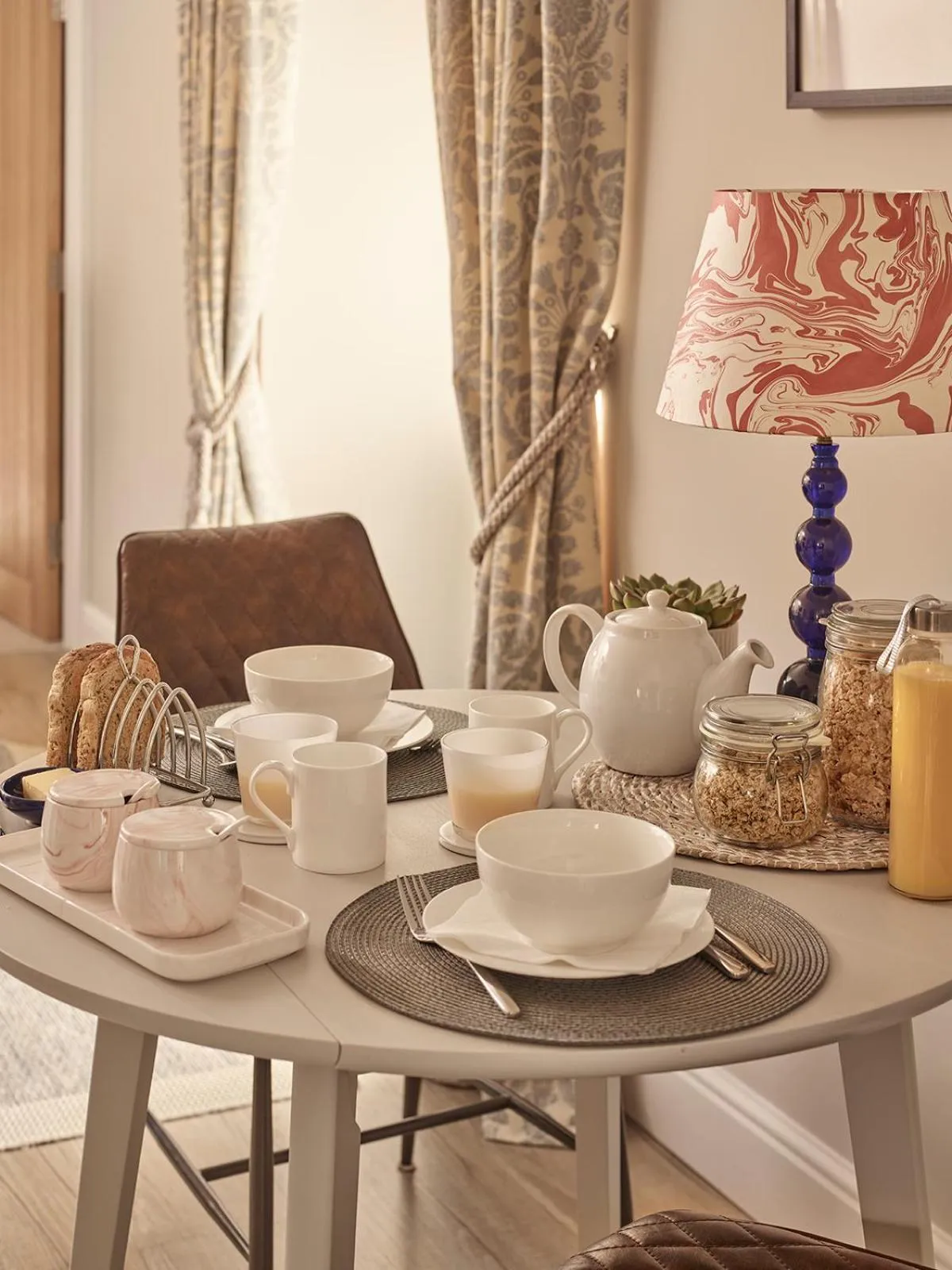 Living room in Cliff Farmhouse B&B Suites