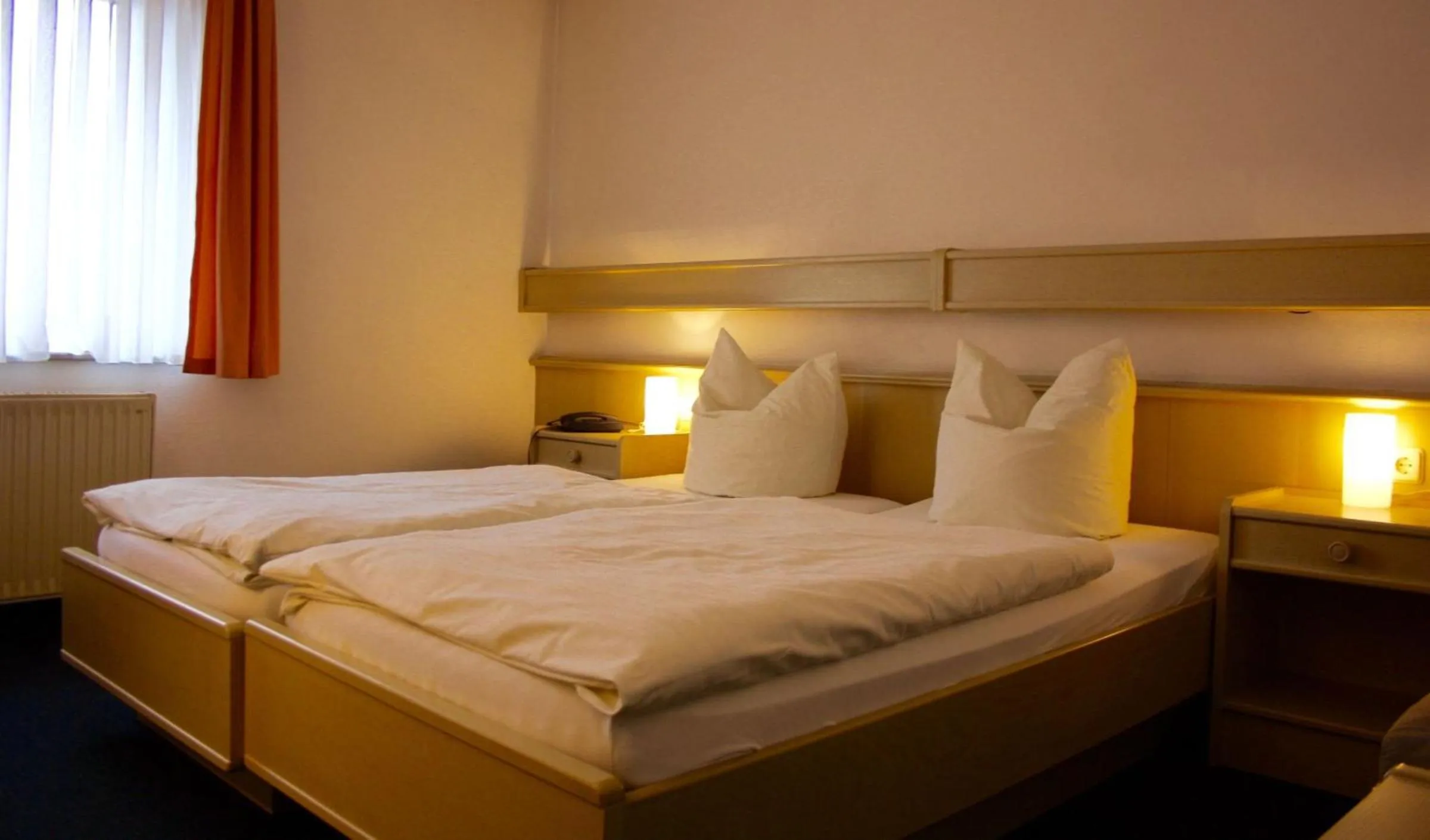 Bed in Hotel Blume Post