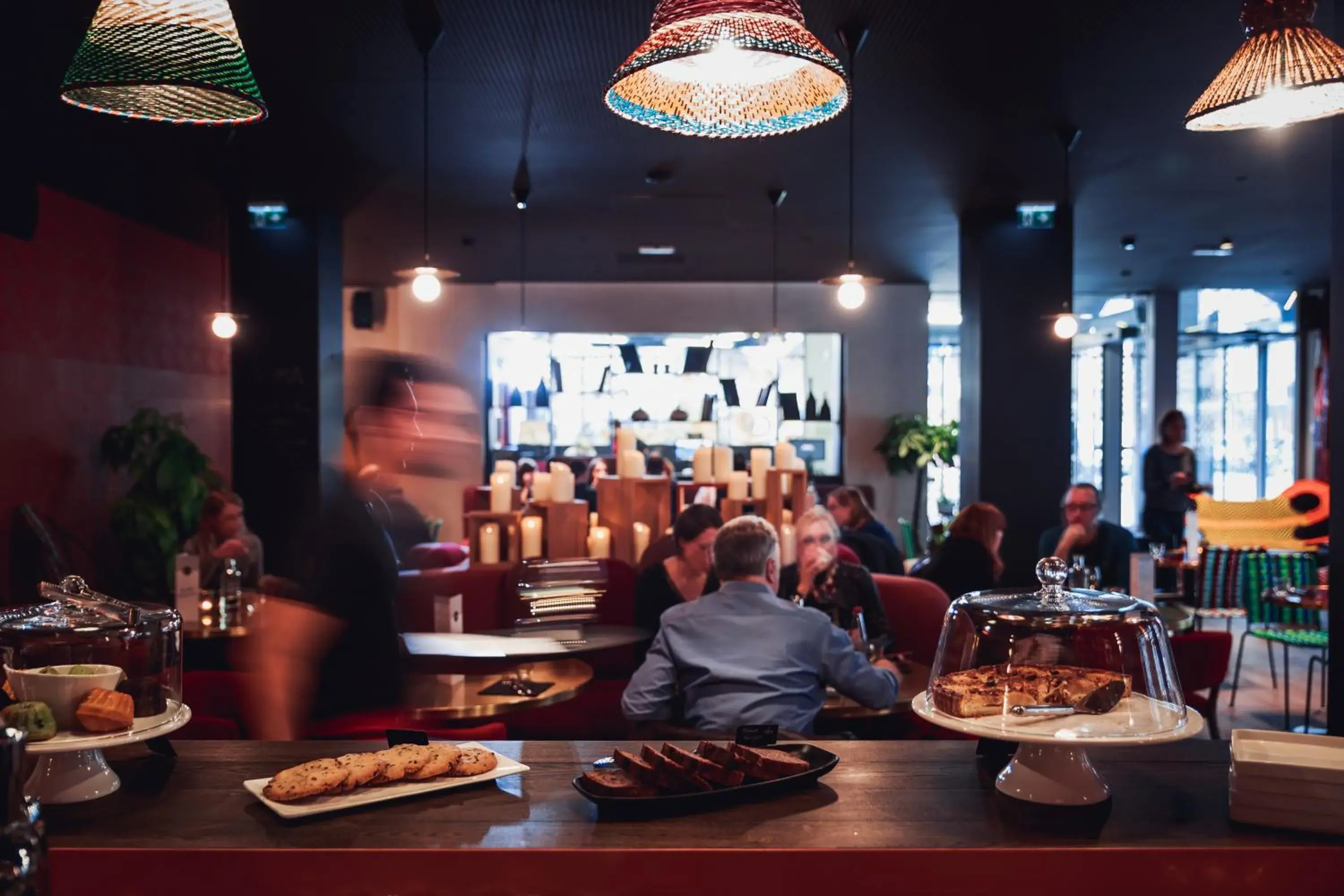 Restaurant/places to eat in BOMA easy living hotel Restaurant/places to eat in BOMA easy living hotel