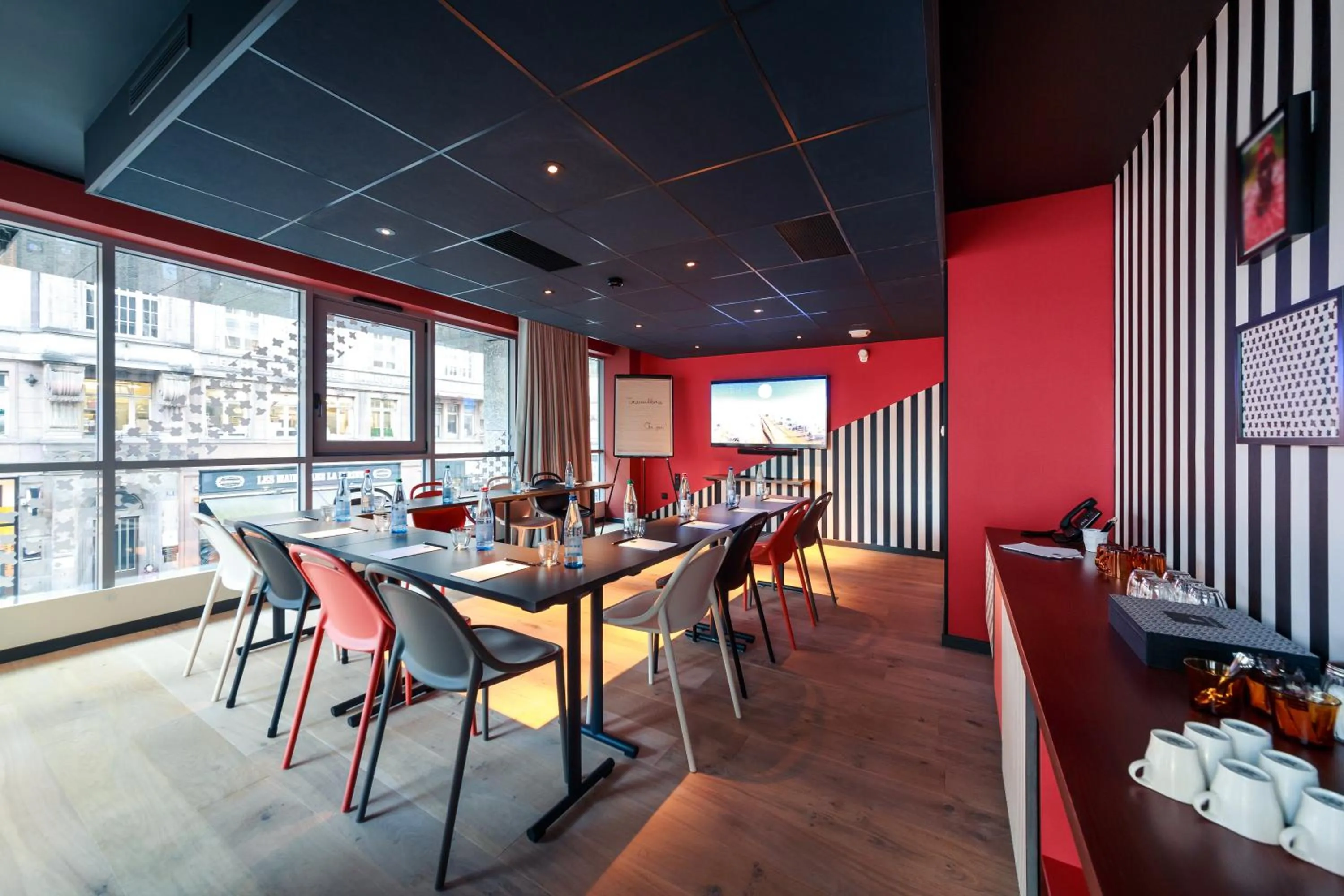 Meeting/conference room in BOMA easy living hotel