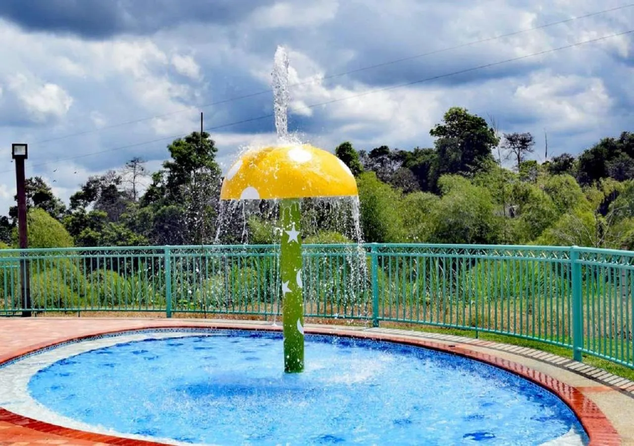 Swimming pool in Hotel Campestre Paraiso Cafetero